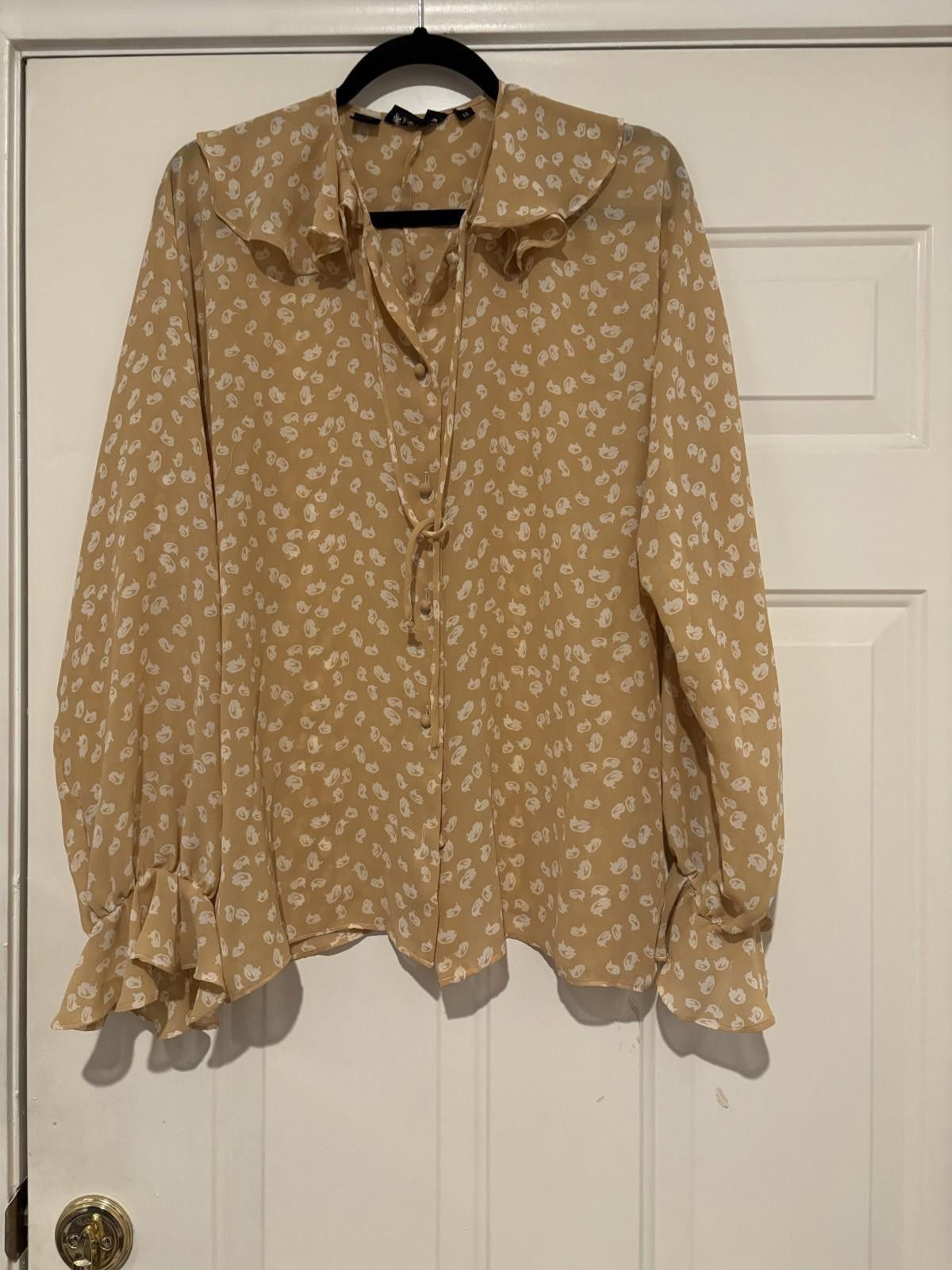 Halston III Womens peach/beige sz 12 Halston blouse #505 Size XL / US 12-14 / IT 48-50 - 1 Thumbnail