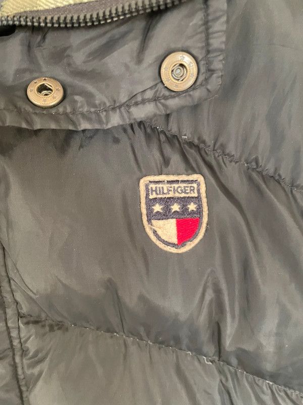 Tommy Hilfiger × Tommy Jeans × Vintage Vintage Tommy Hilfiger premium puffer jacket Size S / US 4 / IT 40 - 3 Thumbnail