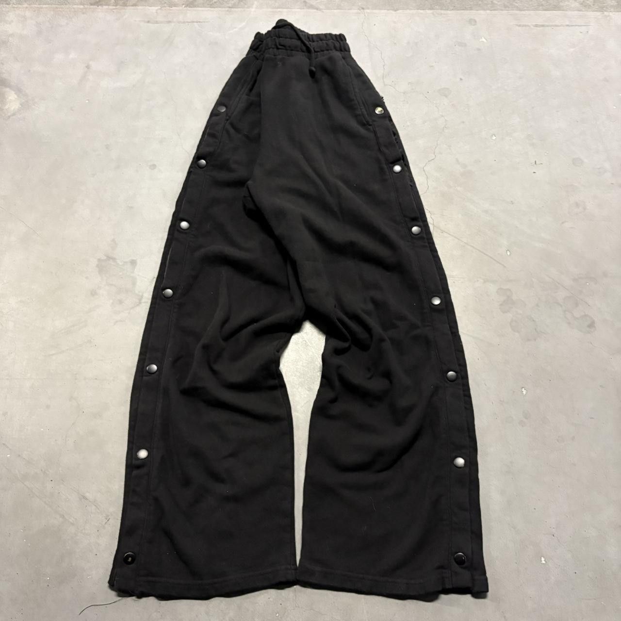 Japanese Brand × Vintage Crazy Vintage Y2K/2000s Baggy Black Wideleg Sweatpants with adjustable buttons! Size US 30 / EU 46 - 2 Thumbnail