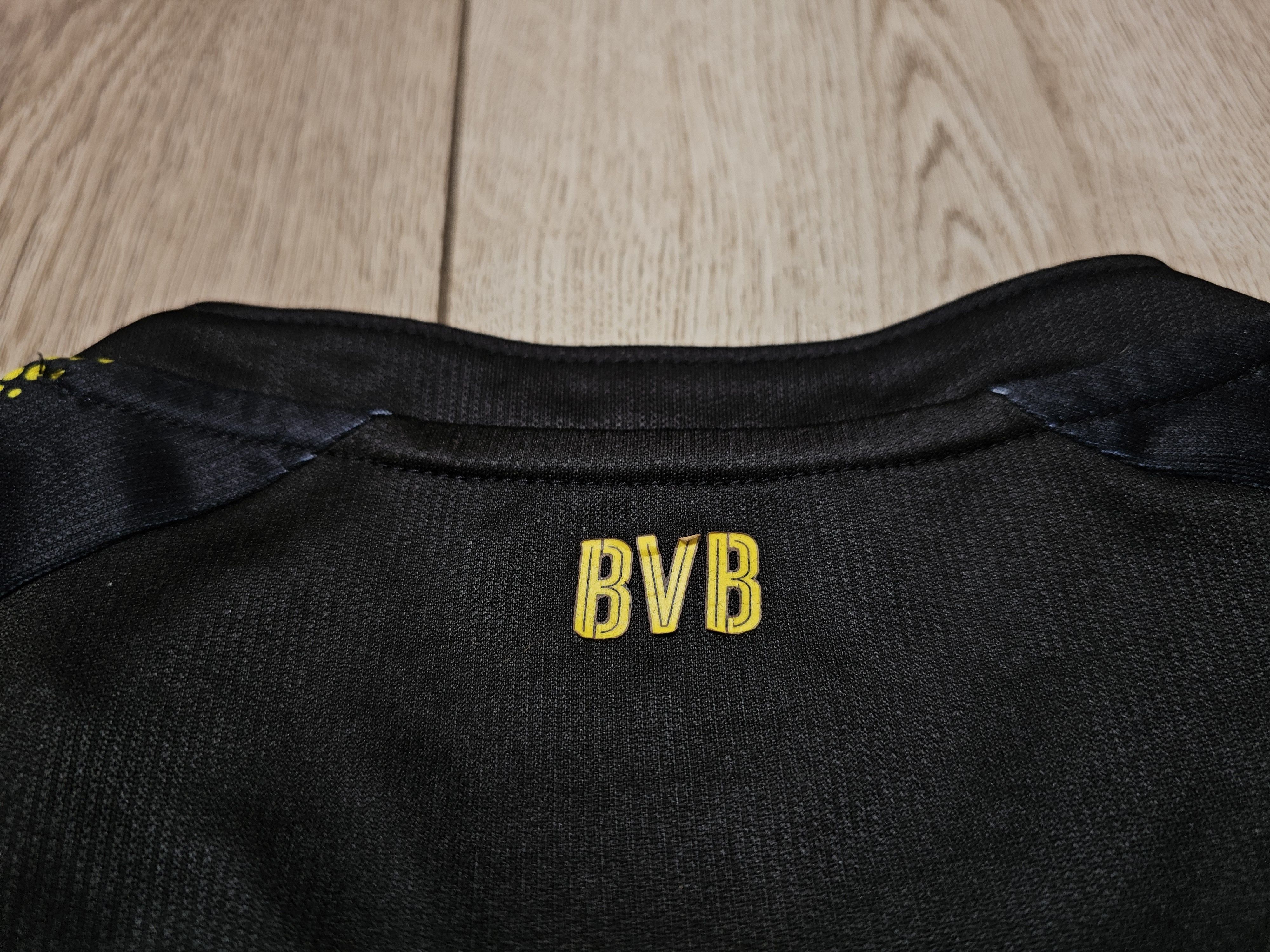 Puma BORUSSIA DORTMUND 2017 2018 AWAY FOOTBALL SOCCER JERSEY Size US M / EU 48-50 / 2 - 8 Thumbnail