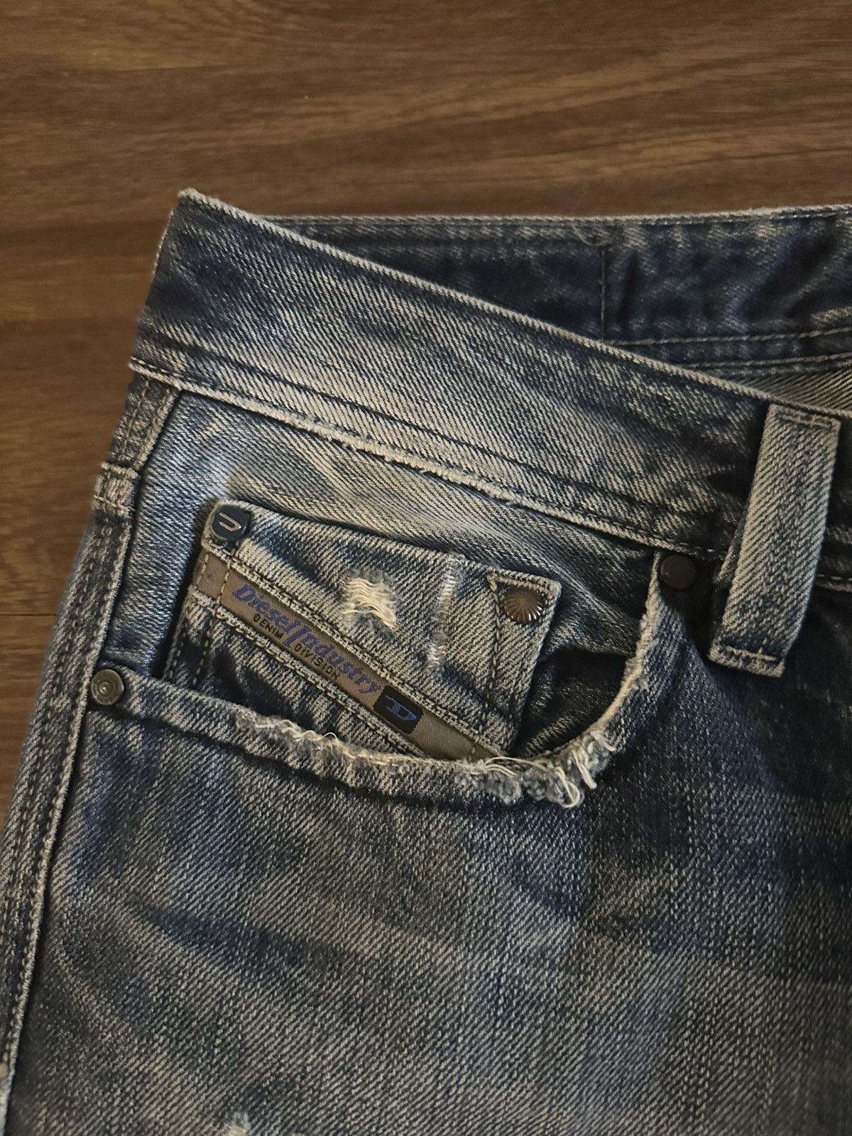 Diesel Blue Eyecons 2010/2 Edition Size US 29 - 3 Thumbnail