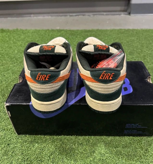 Nike SB Size 9- Nike SB Dunk Low Eire 2004 Size US 9 / EU 42 - 3 Thumbnail