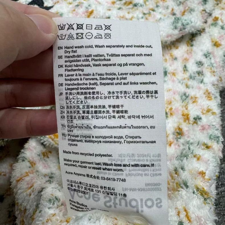 Acne Studios acne studios Spray-printed rainbow sweater 2504-Nextarrow Size US S / EU 44-46 / 1 - 3 Thumbnail