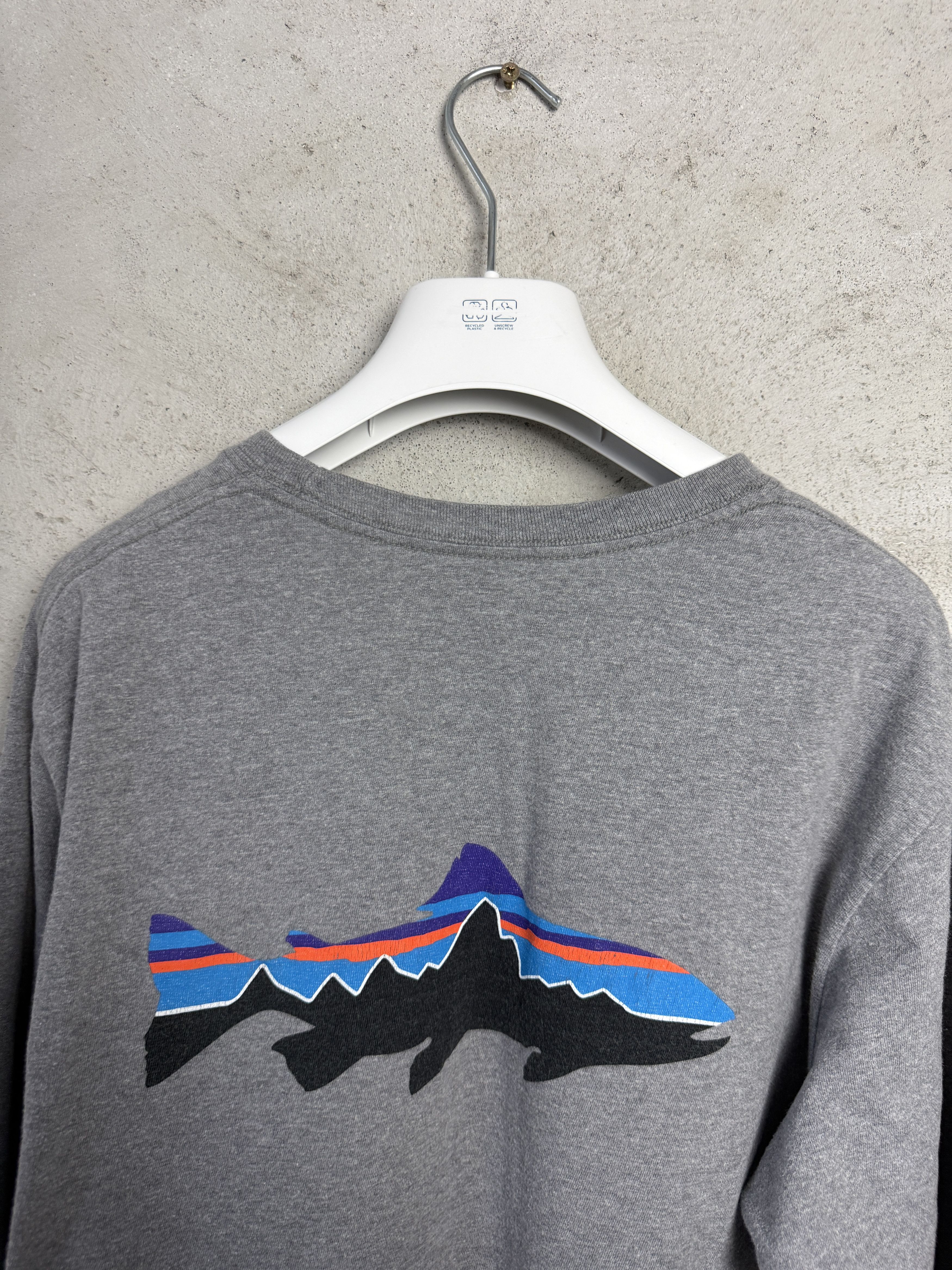 Patagonia Patagonia big back logo long sleeve t-shirt tee outdoor Size US M / EU 48-50 / 2 - 7 Thumbnail