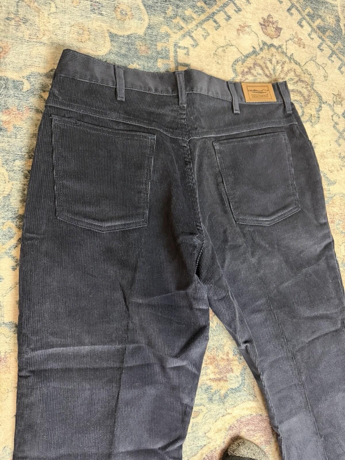 L.L. Bean Vintage LL Bean Corduroy Pants Mens 33x30 Classic Fit Navy Size US 33 - 4 Thumbnail