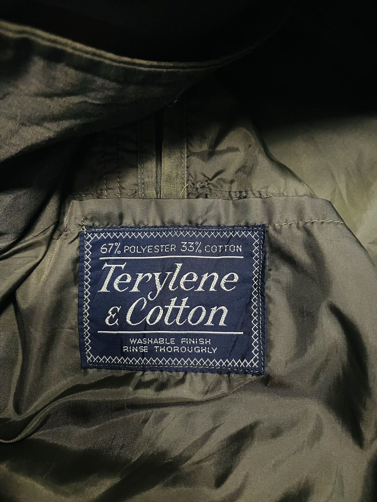 Burberry × Vintage Vintage Burberry Made in England Trench Coat (12) Size US L / EU 52-54 / 3 - 4 Thumbnail