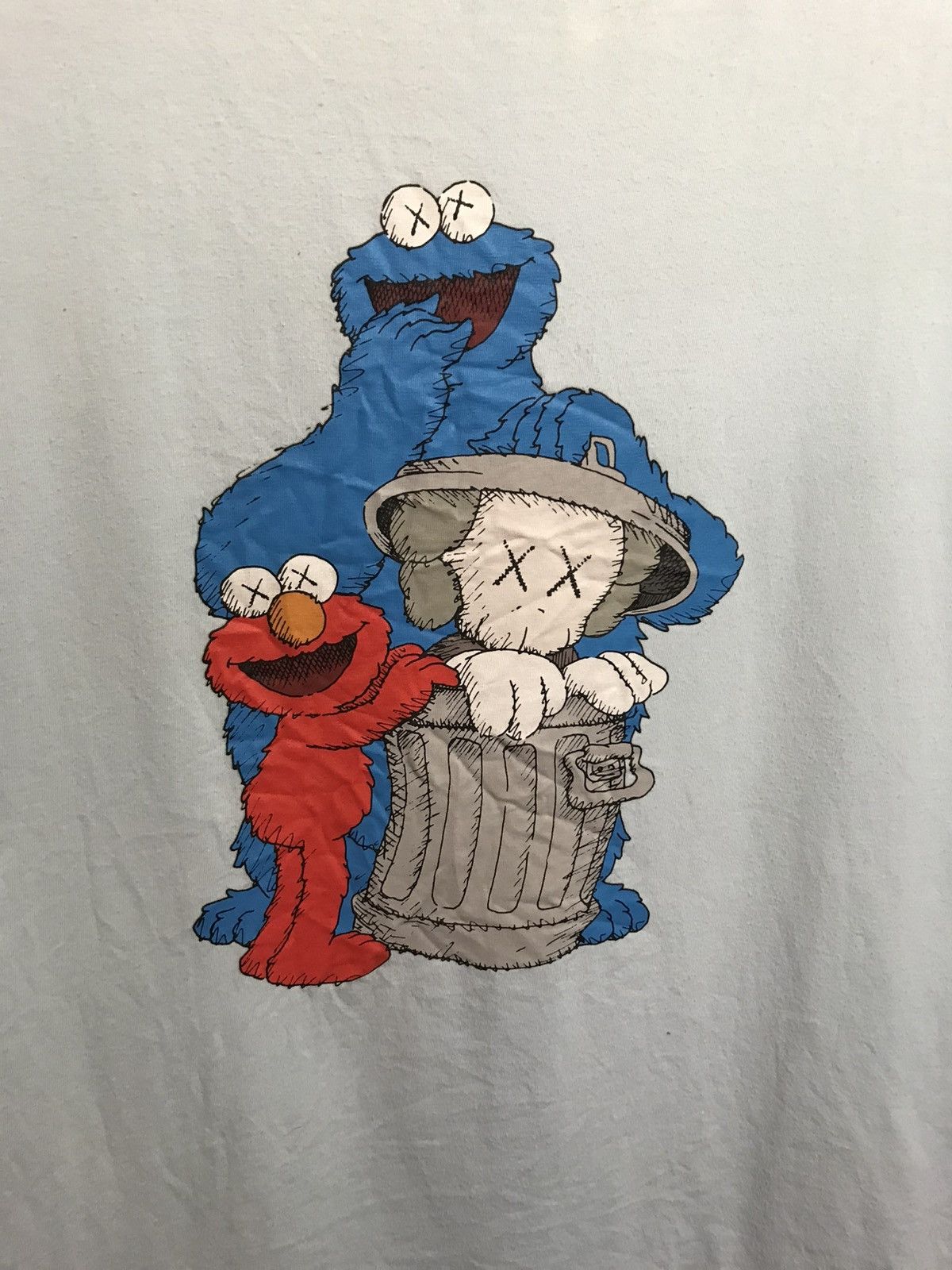 Kaws × Uniqlo Laws x Uniqlo streetwear tee Size US XL / EU 56 / 4 - 3 Thumbnail