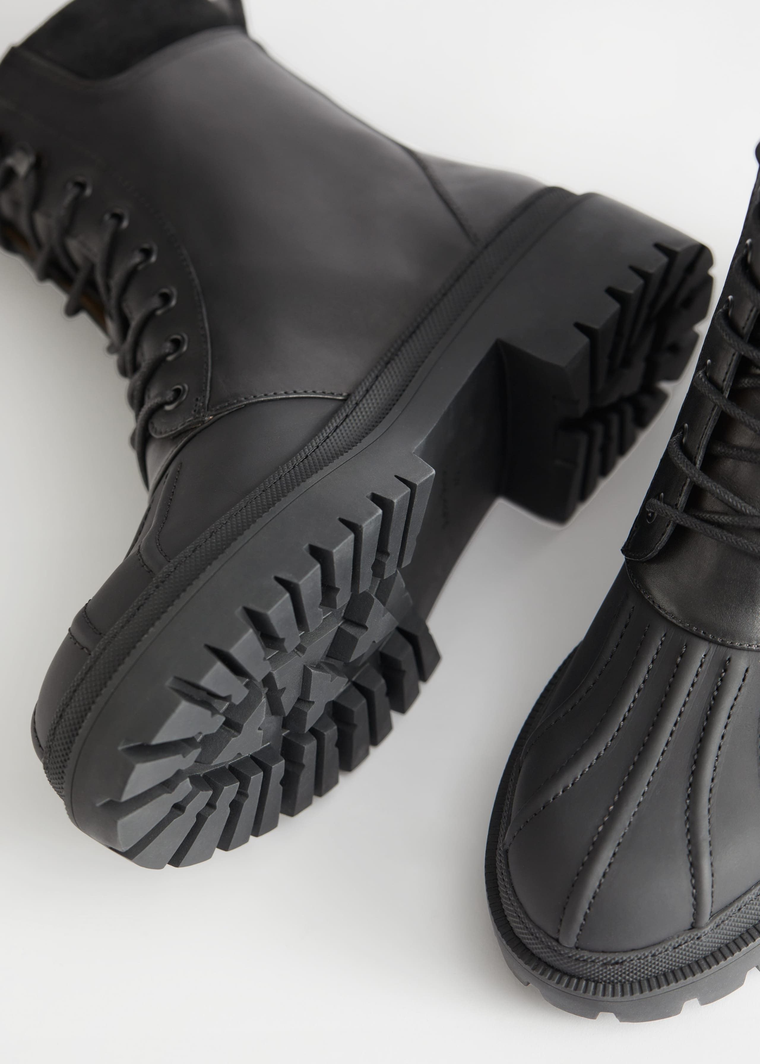& Other Stories Women's & Other Stories CHUNKY LEATHER COMBAT BOOTS EU36 Size US 5 / IT 35 - 4 Thumbnail