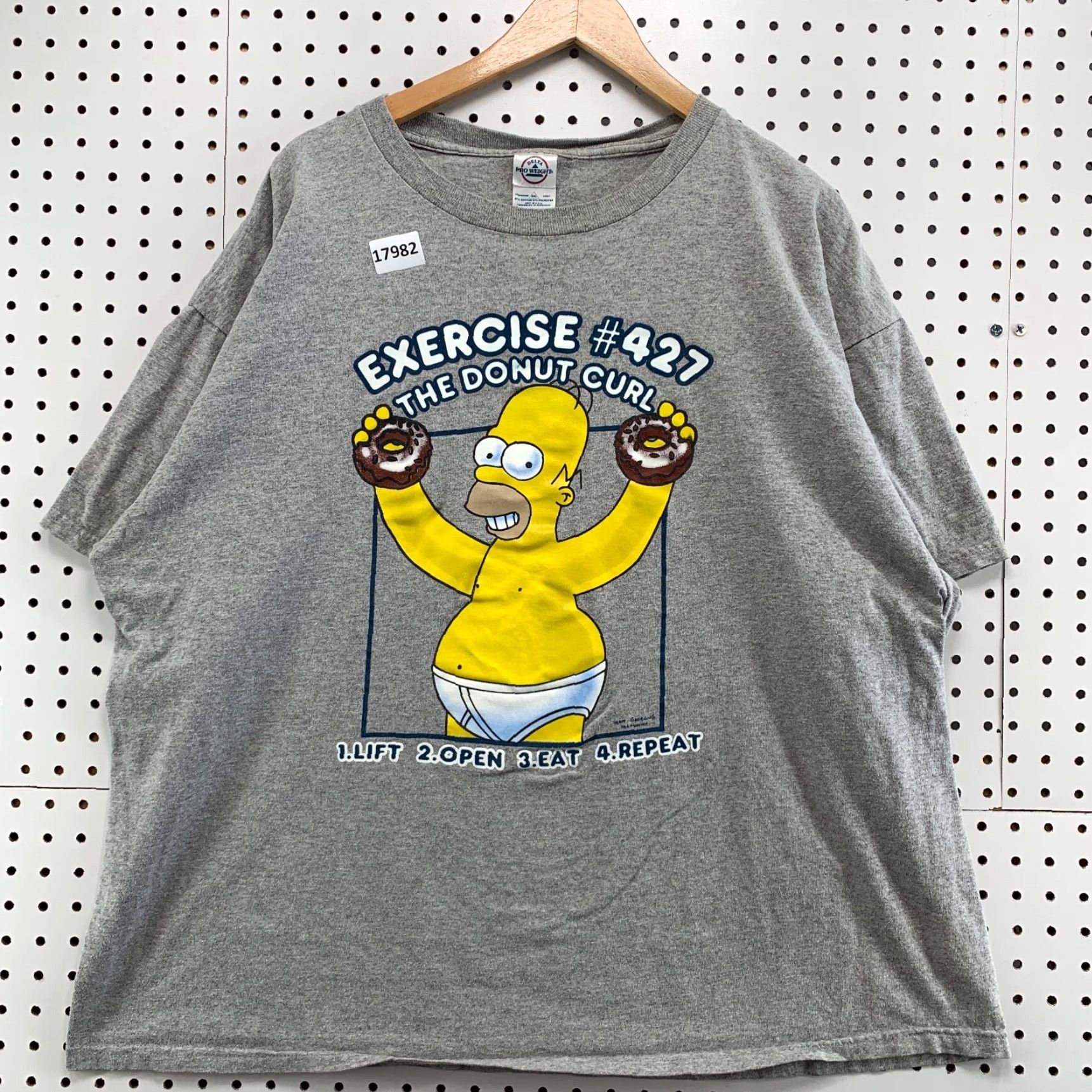 Vintage VINTAGE The Simpsons Funny Naked Workout Graphic T-Shirt Adult 2XL Gray Short Sleeve Cartoon Mens Size US XXL / EU 58 / 5 - 6 Thumbnail