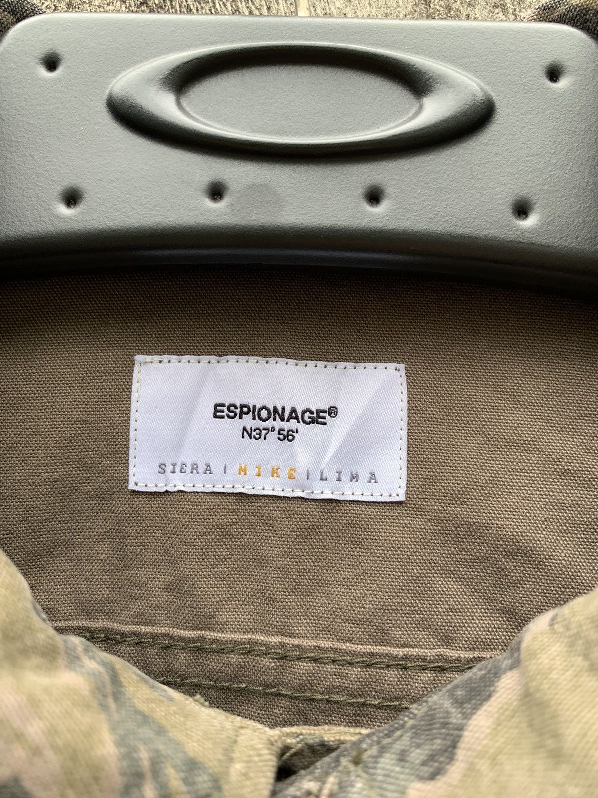 Uniform Bridge Espionage Tiger Stripes Camo Jacket Size US M / EU 48-50 / 2 - 6 Thumbnail