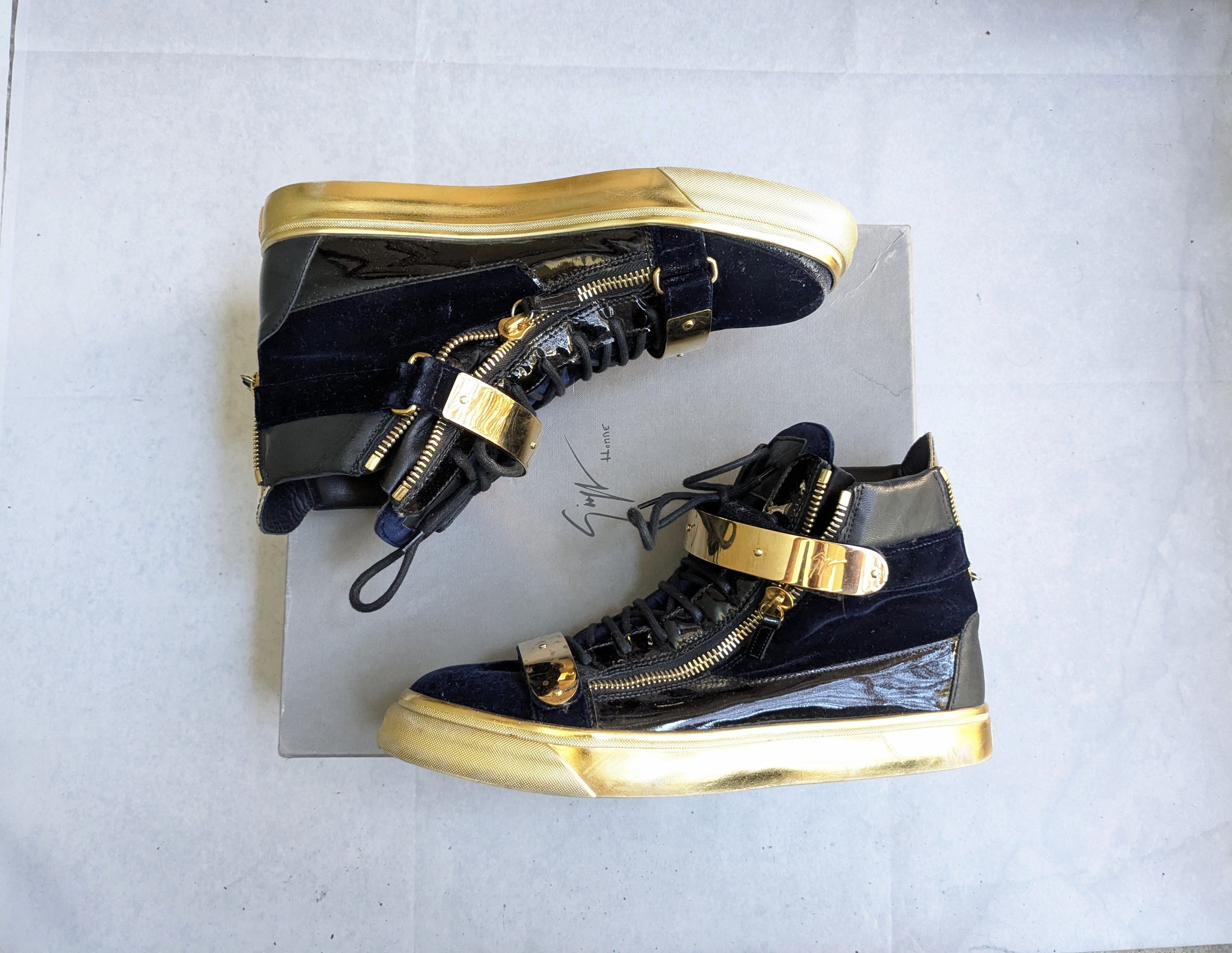 Giuseppe Zanotti Giuseppe Zanotti High Tops Navy Blue Velvet Gold 11 44 Size US 11 / EU 44 - 1 Thumbnail