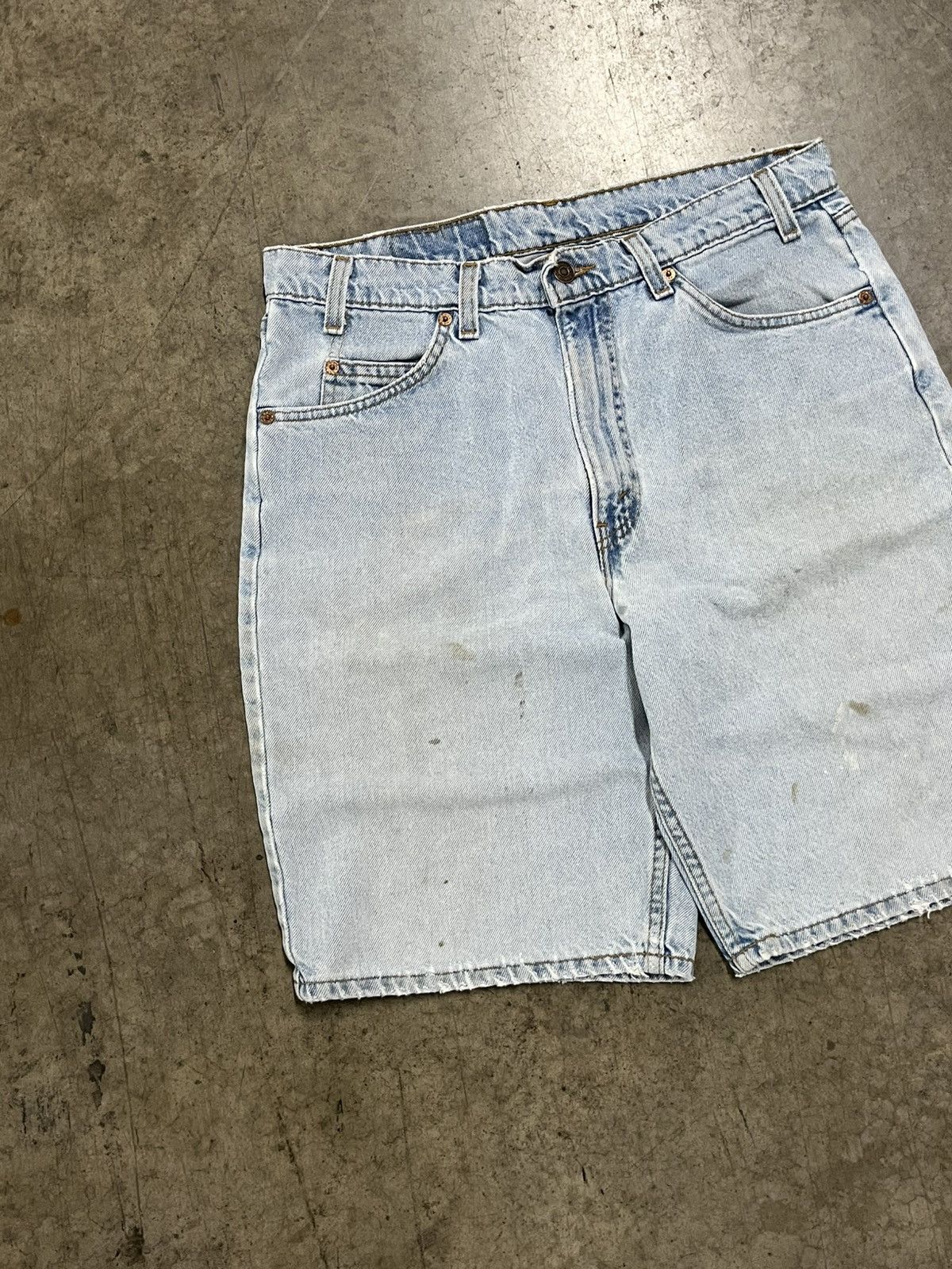 Levi's × Vintage Vintage Levi’s jorts baggy fit streetwear hype thrashed Size US 32 / EU 48 - 7 Thumbnail