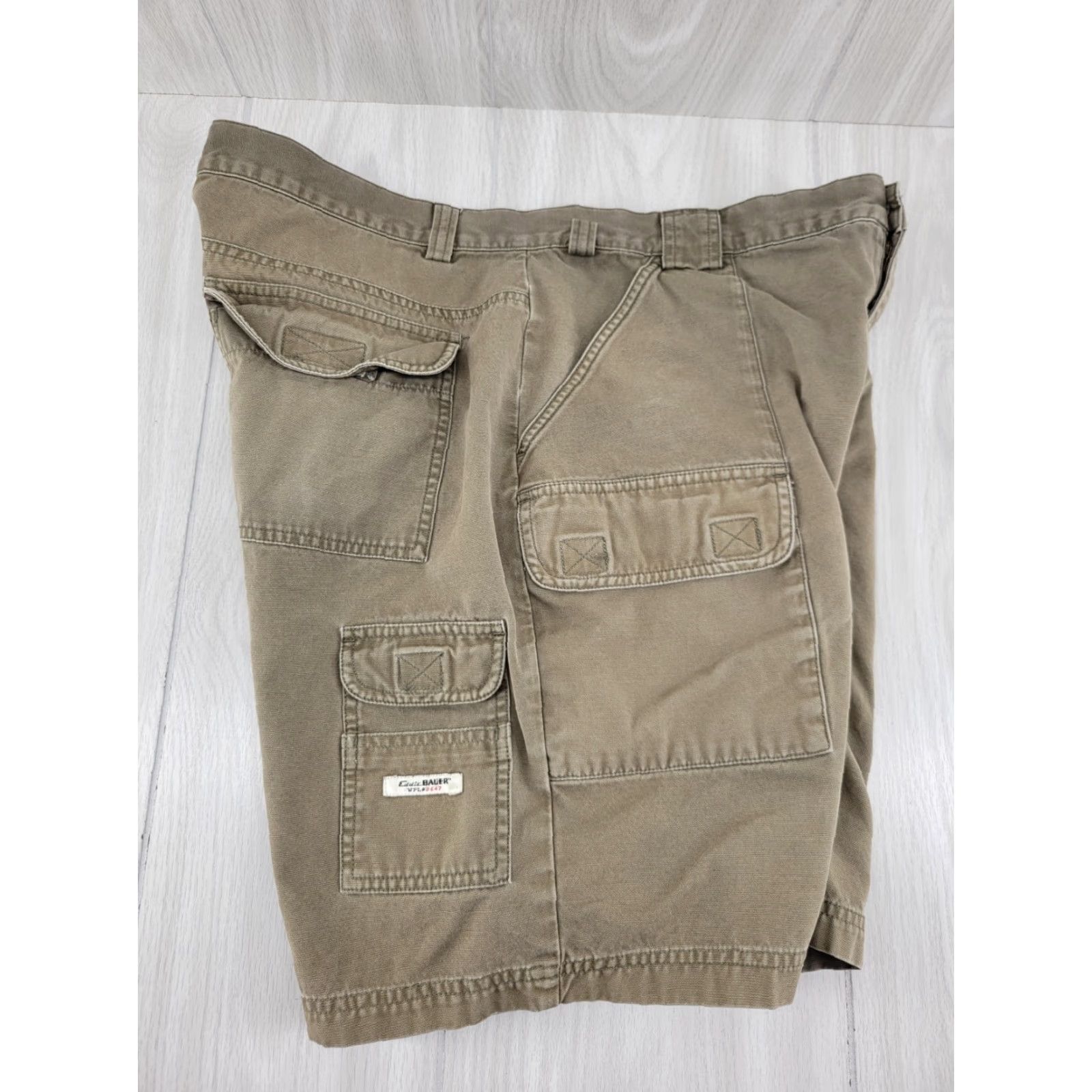 Eddie Bauer Eddie Bauer Mens Cargo Shorts 36 Hunter Green Outdoor Camping Hiking Casual Cargo Pocket Canvas Siz 36 Regular Mens Size US 36 / EU 52 - 4 Thumbnail