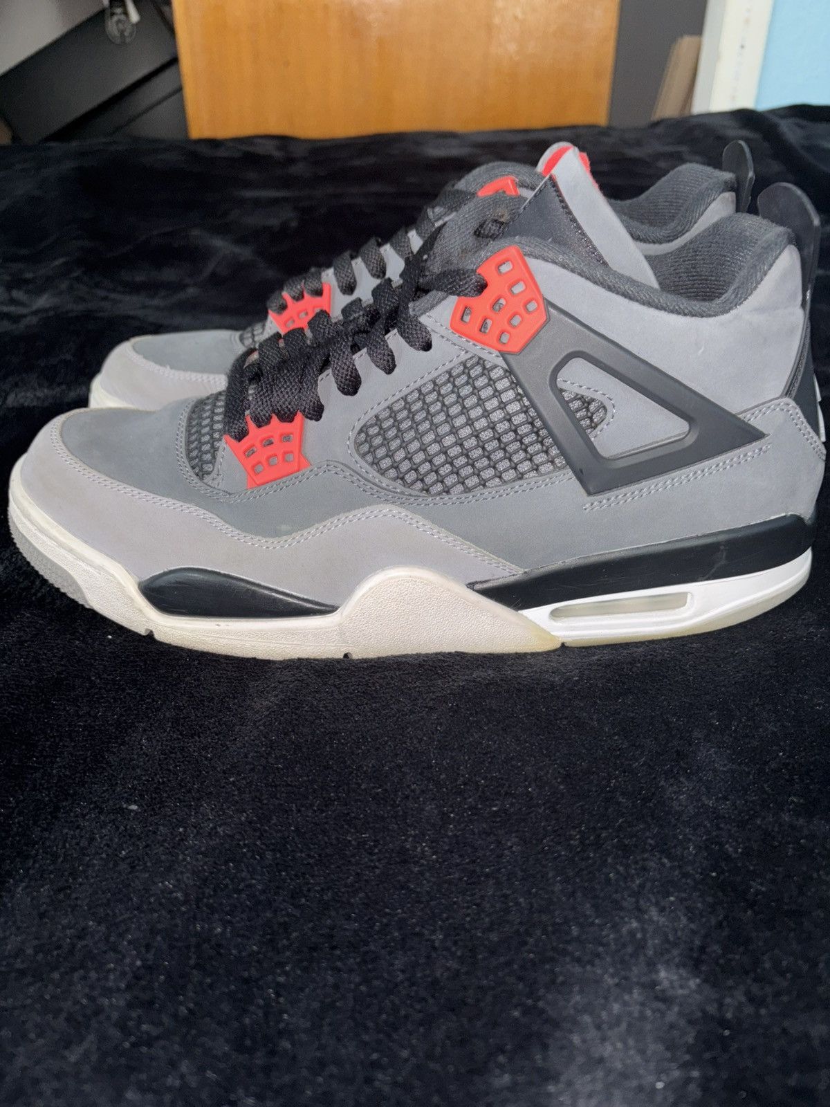 Jordan Brand Jordan 4 Infrared Size US 10.5 / EU 43-44 - 2 Thumbnail