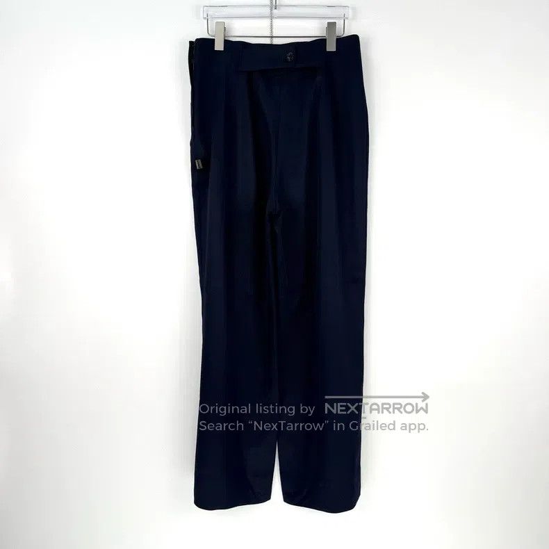Louis Vuitton Louis Vuitton Navy blue presbyopic leather marked semi-she Size US 42 / EU 58 - 4 Thumbnail