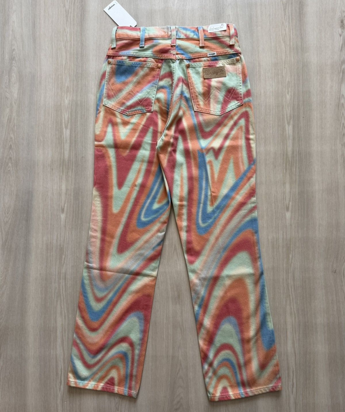 Wrangler NEW Wrangler Wild West 603 High Rise Straight Rainbow Sz 27 Size 27" / US 4 / IT 40 - 2 Thumbnail