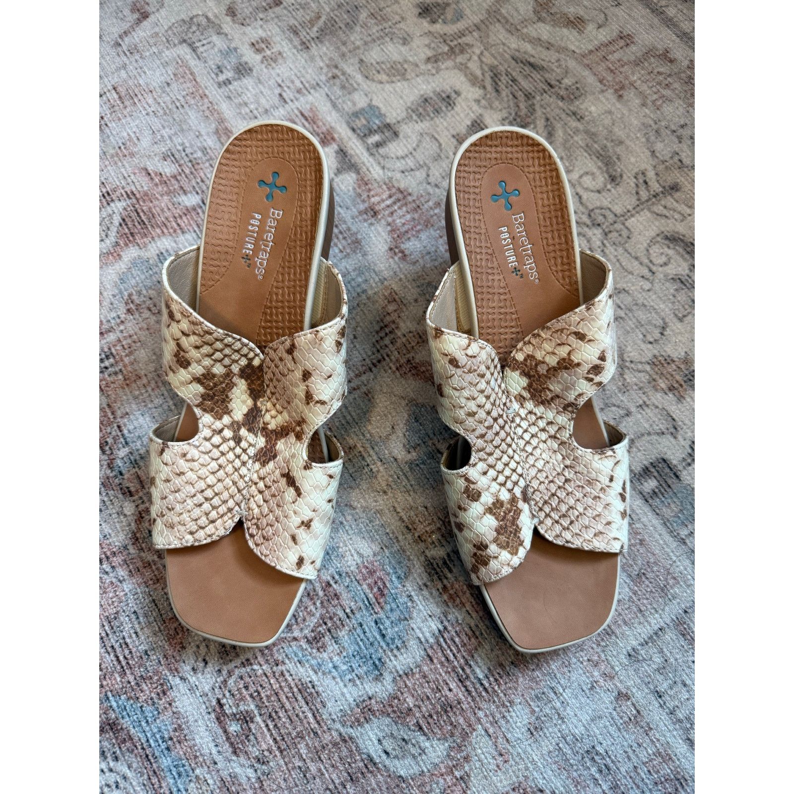 Nordstrom Baretraps Yinifer Snakeskin Wedge Cream/Brown Sandal Sz 8.5 Size US 8.5 / IT 38.5 - 2 Thumbnail