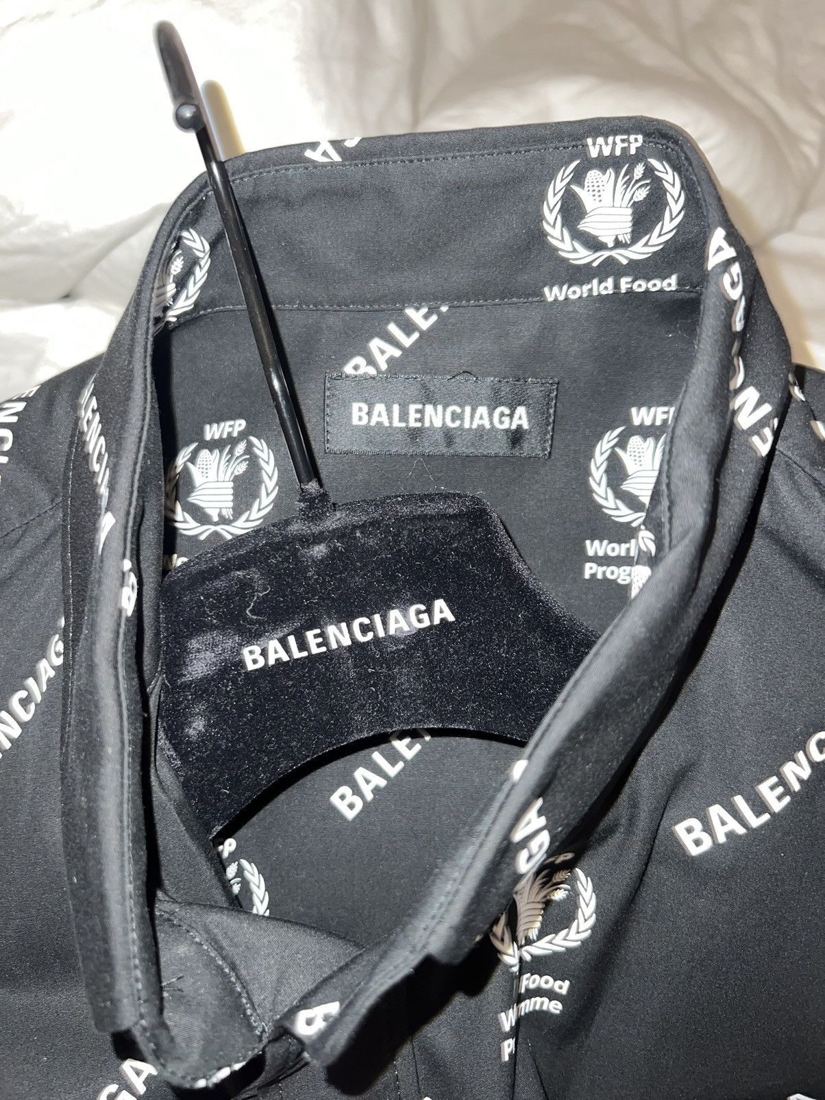 Balenciaga BALENCIAGA WFP SHIRT Size US XXL / EU 58 / 5 - 13 Thumbnail