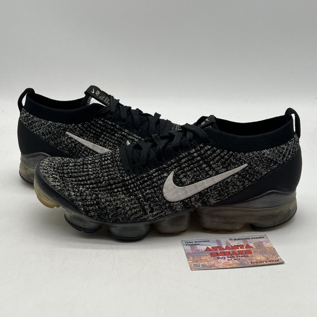 Nike Air VaporMax Flyknit 3 Oreo Size US 10.5 / EU 43-44 - 1 Thumbnail