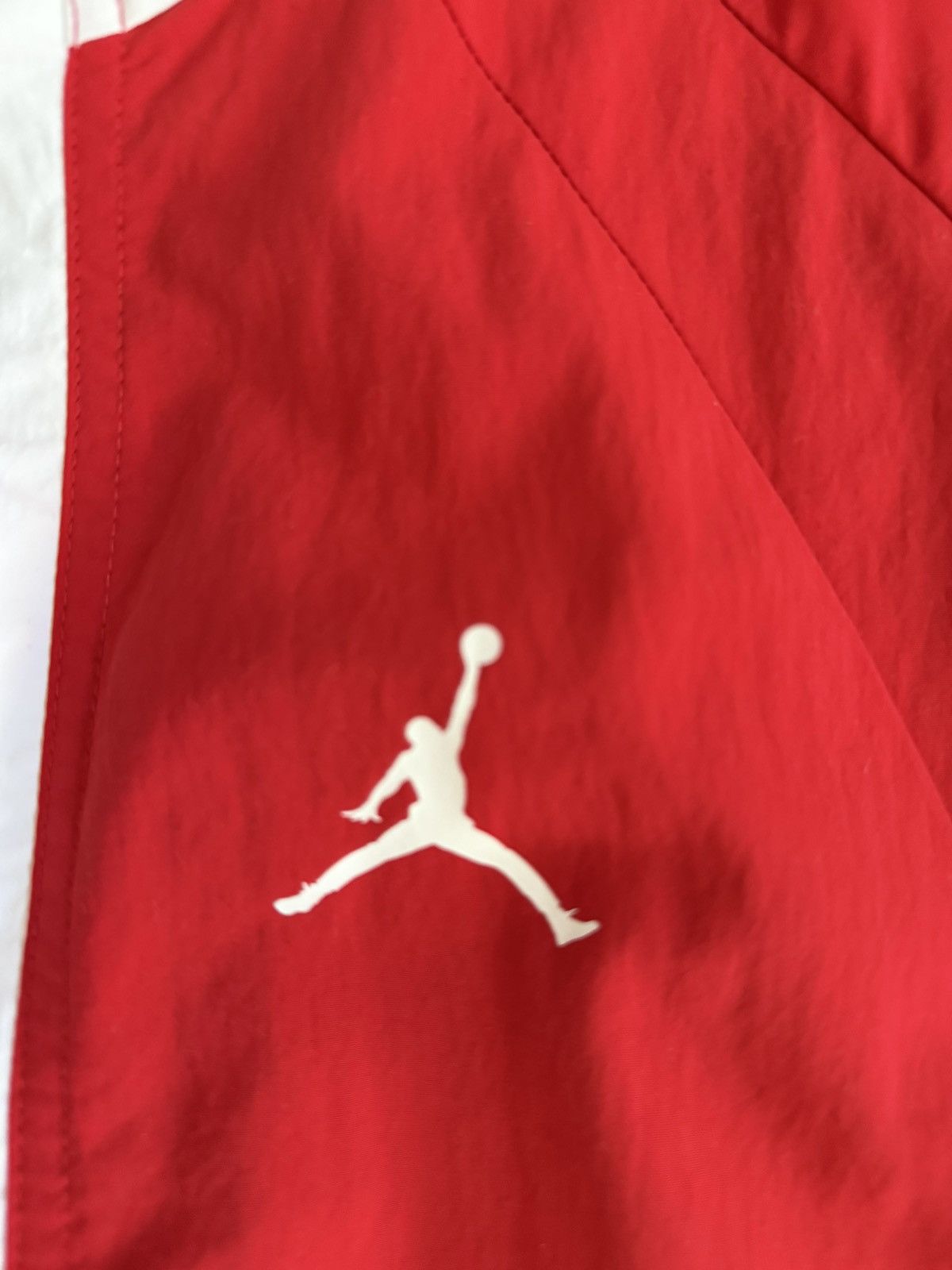 Jordan Brand × Nike × Vintage Vintage Jordan Windbreaker Size US M / EU 48-50 / 2 - 3 Thumbnail