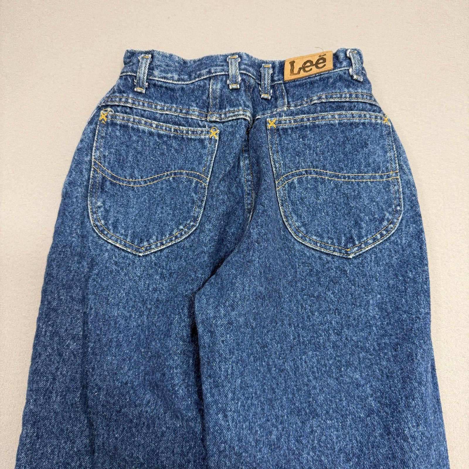Vintage Vintage Lee Jeans Women's 7 Long (24x33) Blue High Rise Mom Size 24" / US 00 / IT 34 - 6 Thumbnail