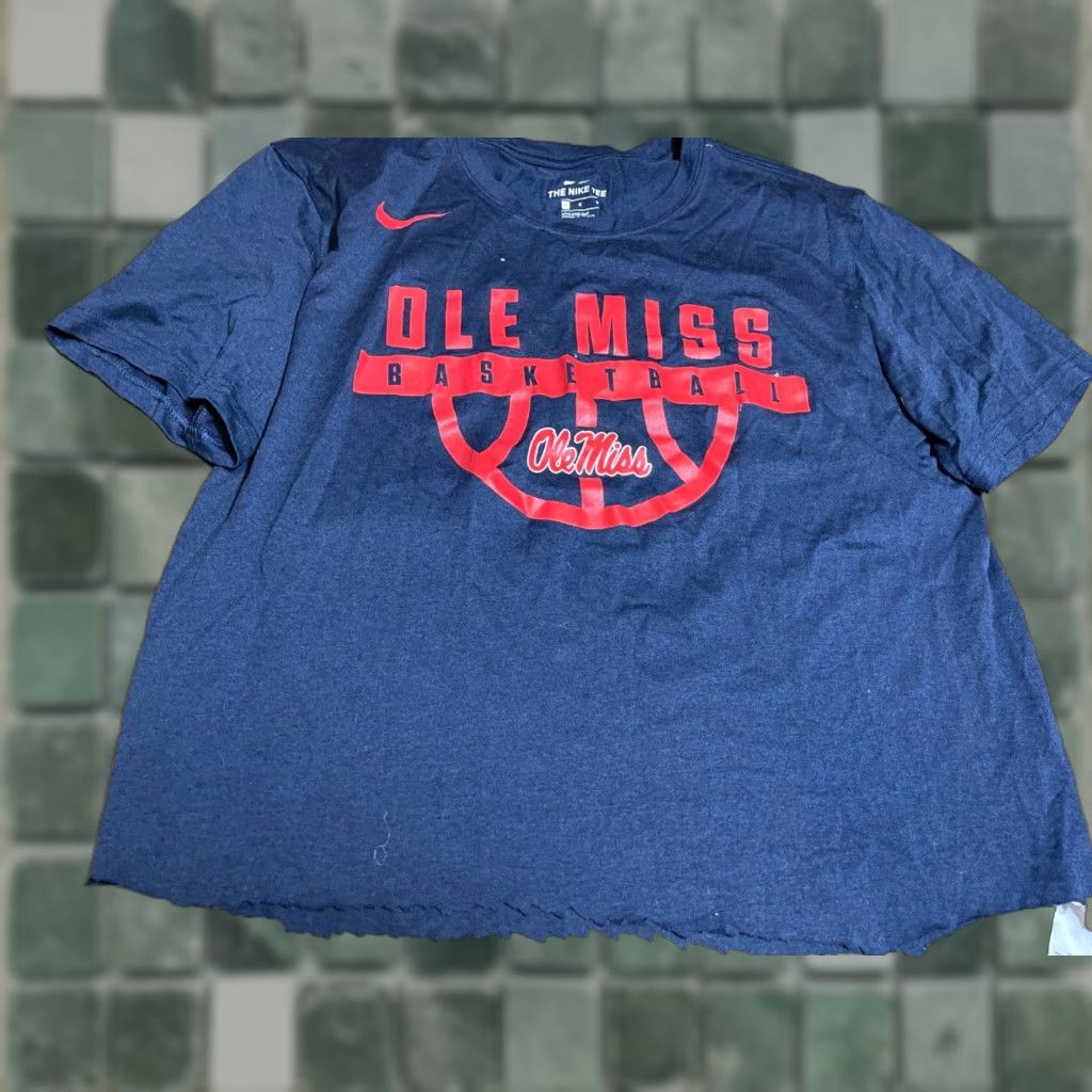 Nike NIKE Ole Miss Shirt Womens L Blue Short Sleeve Basketball Cut Off Bottom Shirt Size L / US 10 / IT 46 - 1 Thumbnail