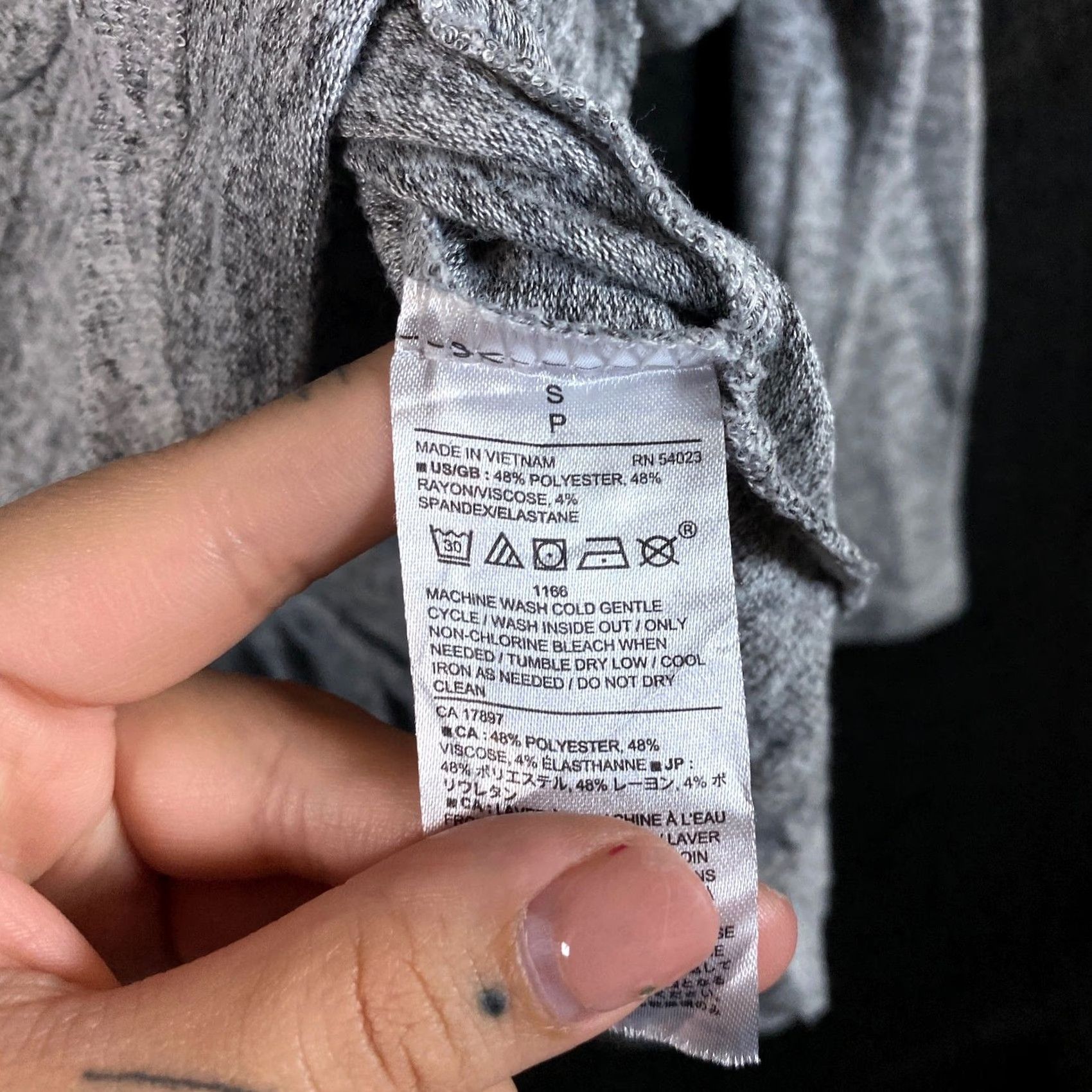 Banana Republic Banana Republic Women's Sweater Gray Long Sleeve Puplum Knit Crew Neck S Regular Size S / US 4 / IT 40 - 5 Thumbnail