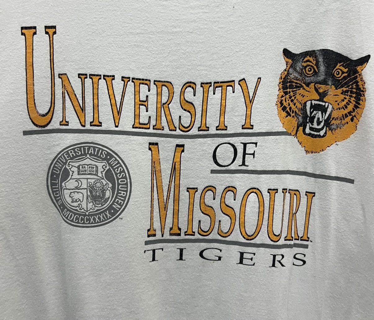 Fruit Of The Loom × Vintage 🔥grailsale🔥 VINTAGE UNIVERSITY OF MISSOURI TIGERS SHIRT Size US XXL / EU 58 / 5 - 3 Thumbnail