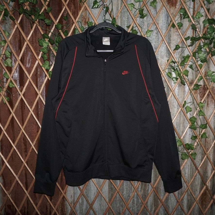 Nike Large - Vintage Y2K Nike embroider zip up 2000s track jacket Size US L / EU 52-54 / 3 - 1 Thumbnail