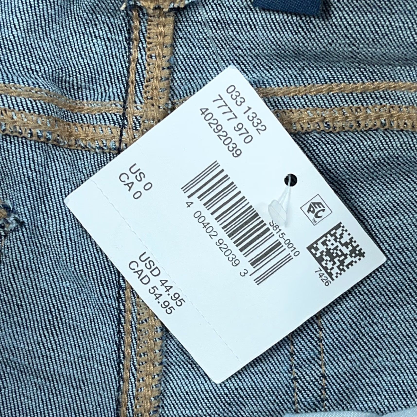 American Eagle Outfitters VINTAGE? No. Actually: American Eagle Shorts Women 0 Midi Cut Off Cuffed Dark Wash Faded Stretch 25W Size 25" / US 0 / IT 36 - 4 Thumbnail