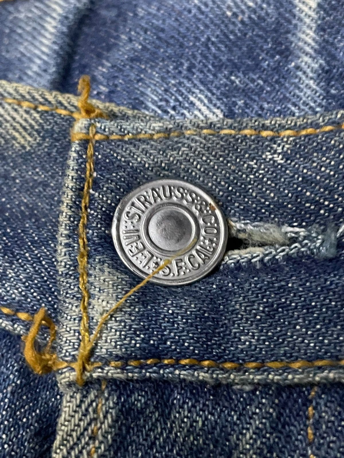 LVC × Levi's × Vintage Vintage Levis 501 Mud Wash Aging Honeycomb Distressed Jeans Size US 29 - 13 Thumbnail