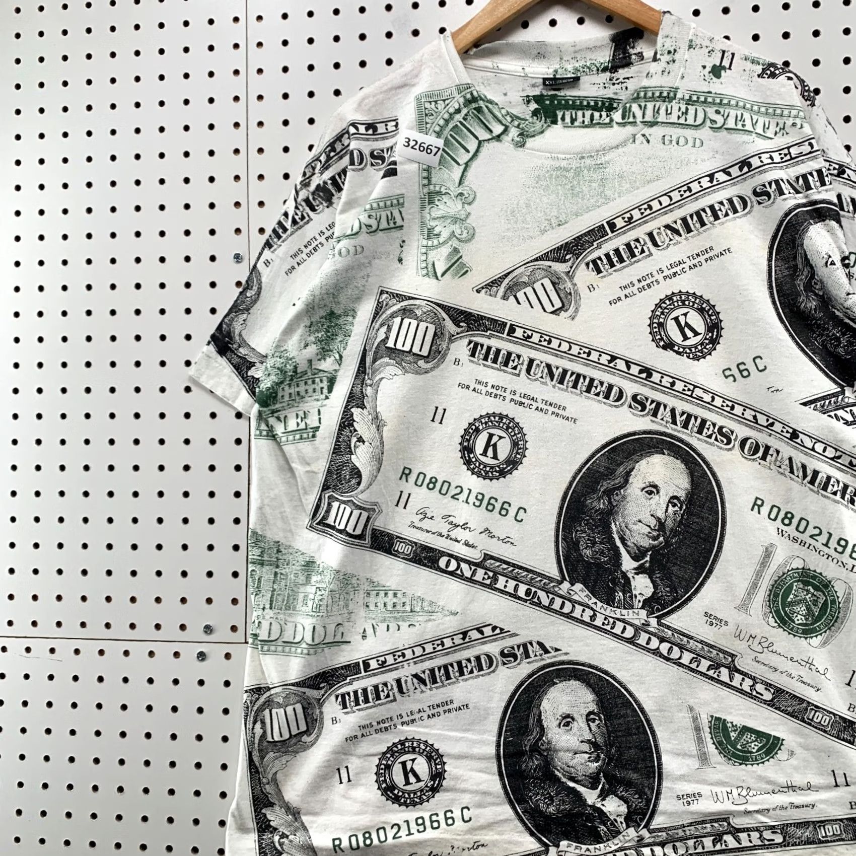 Vintage VINTAGE USA CASH Money Shirt 2XL White All Over Print AOP Hip Hop 90s Mens 24x29 Size US XXL / EU 58 / 5 - 3 Thumbnail