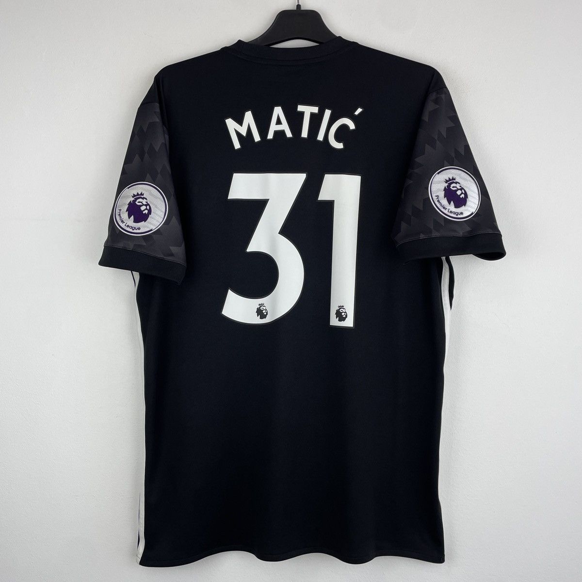 Adidas Manchester United Nemanja Matic Away Jersey 2017/2018 Size US L / EU 52-54 / 3 - 1 Thumbnail