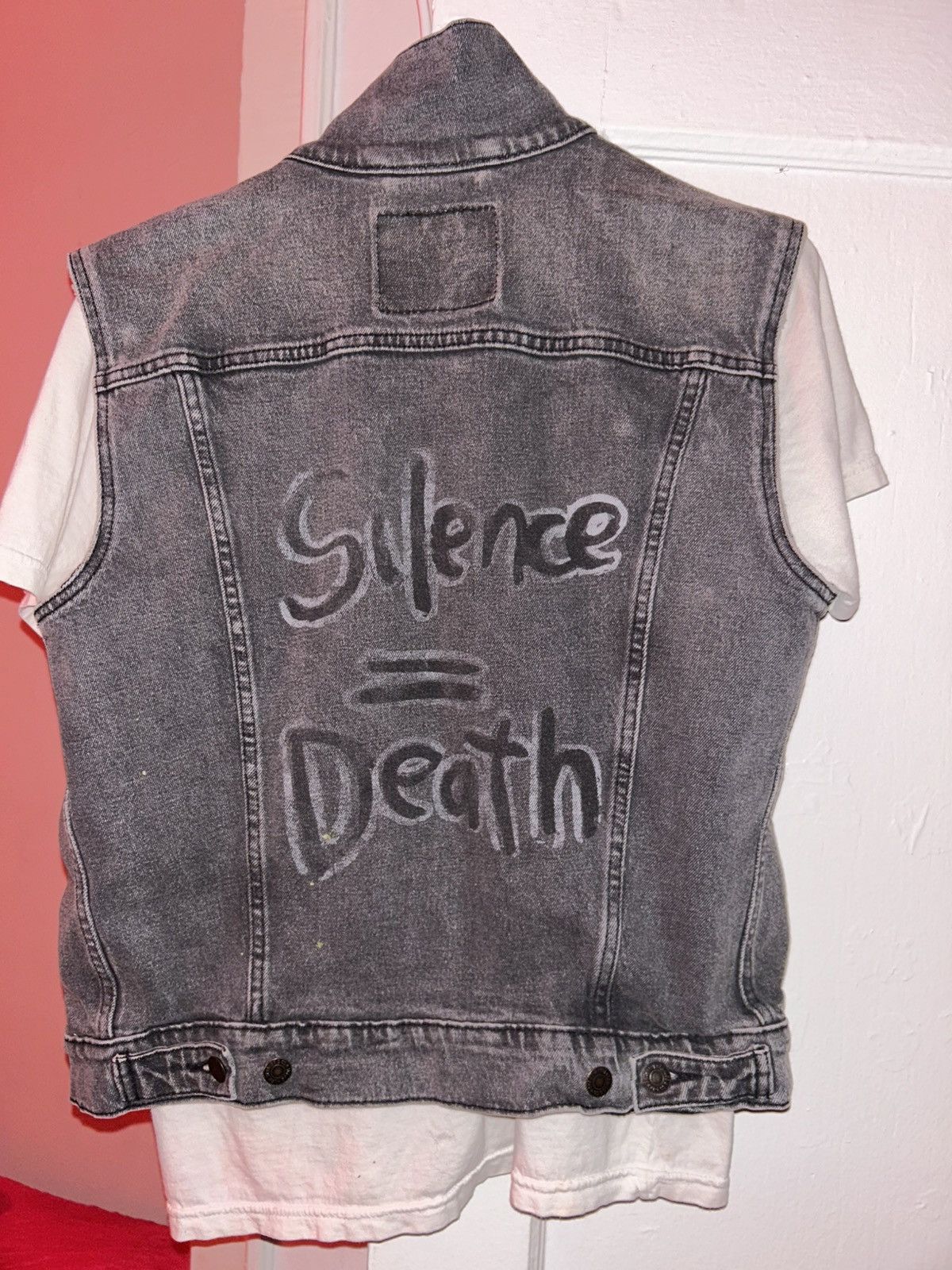 Levi's × Levi's Vintage Clothing × Vintage Vintage 1980s Levi’s Vest | Activist | “Silence = Death” Size US S / EU 44-46 / 1 - 2 Thumbnail