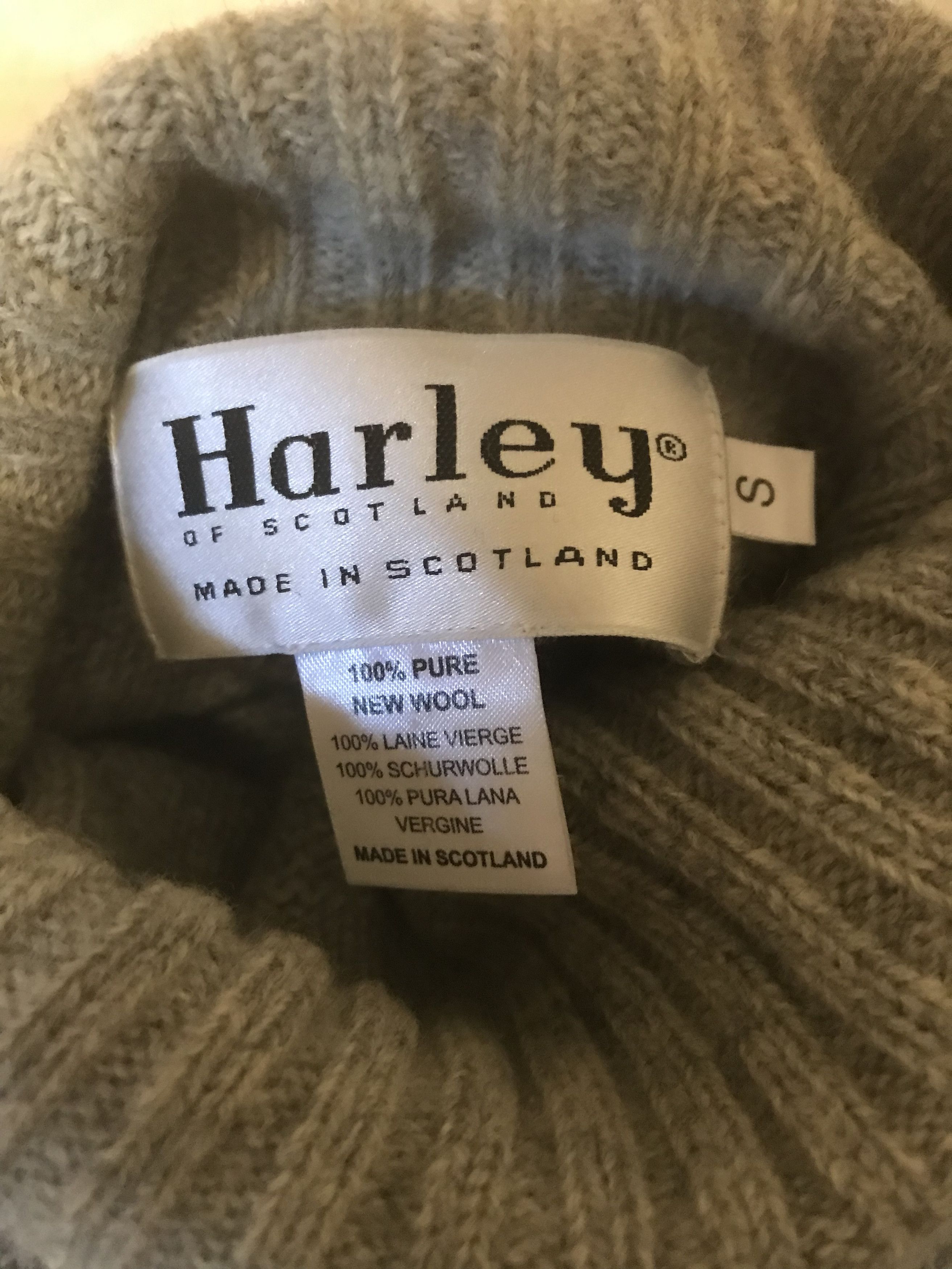 Harley of Scotland Harley of Scotland Light Grey Rollneck Shetland Size S Size US S / EU 44-46 / 1 - 3 Thumbnail