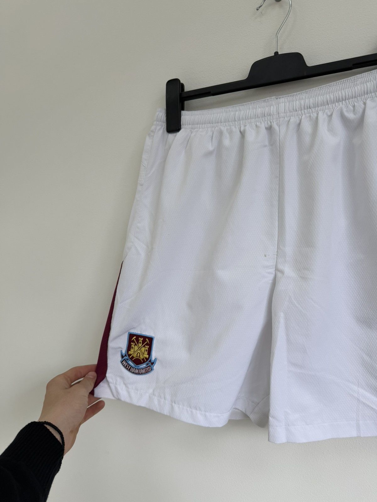 Umbro Umbro Weatham United Shorts Football Jersey Vintage Size US 36 / EU 52 - 3 Thumbnail