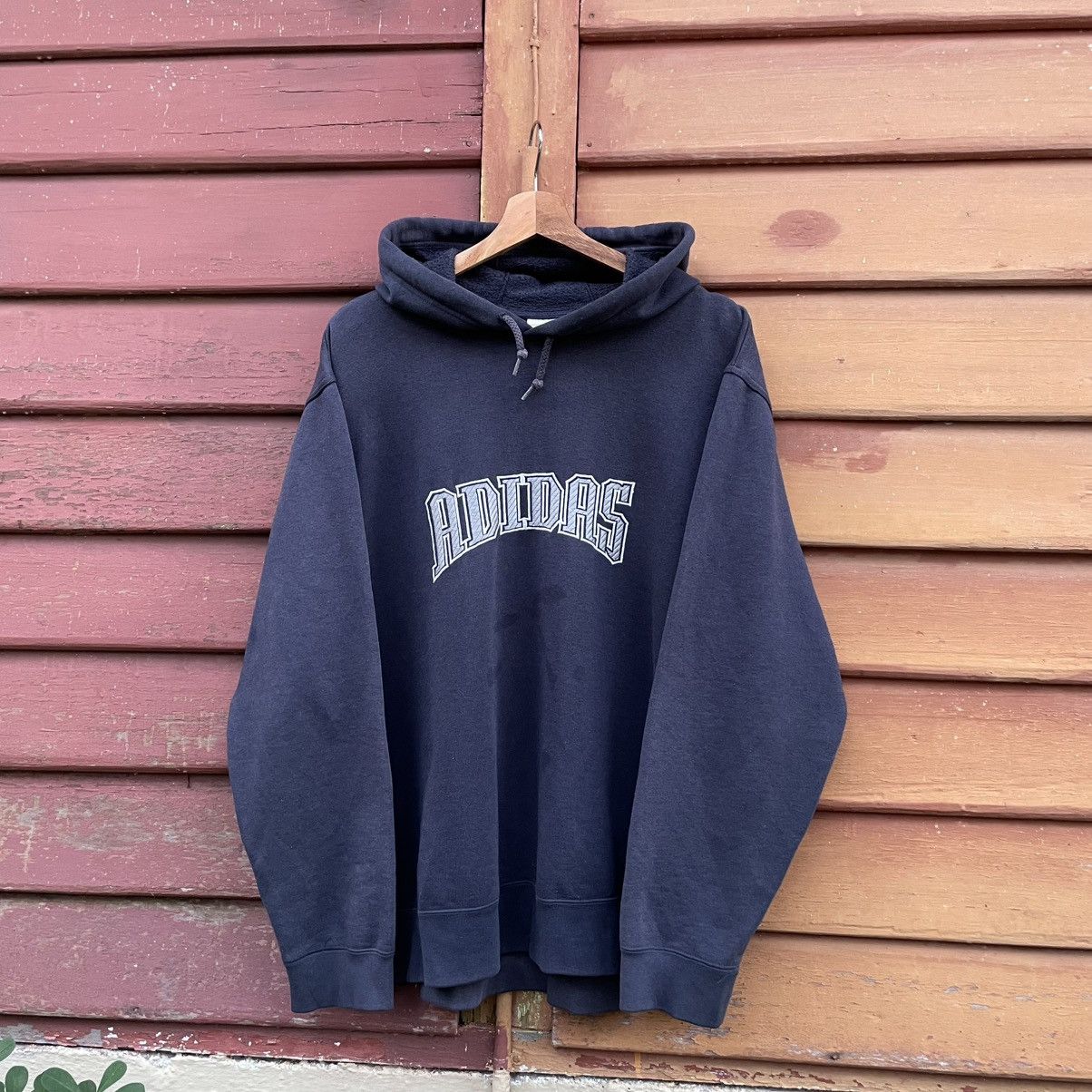 Adidas × Vintage Y2K Vintage Adidas Embroided Logo Pullover 🍒 Size US L / EU 52-54 / 3 - 1 Thumbnail
