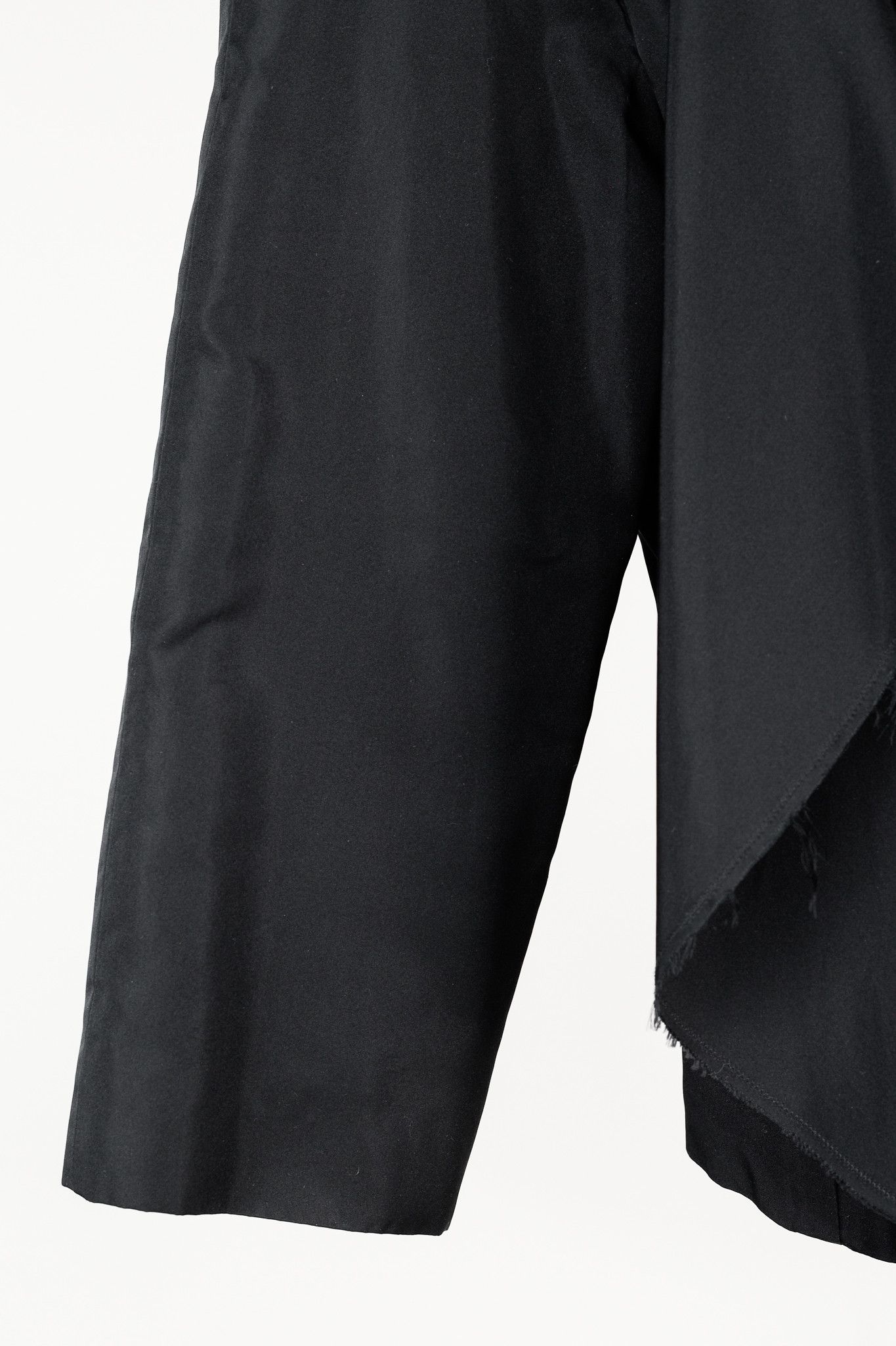 Chanel Chanel SS/06 RTW Runway Black Silk Taffeta Tie-Front Jacket Size S / US 4 / IT 40 - 6 Thumbnail