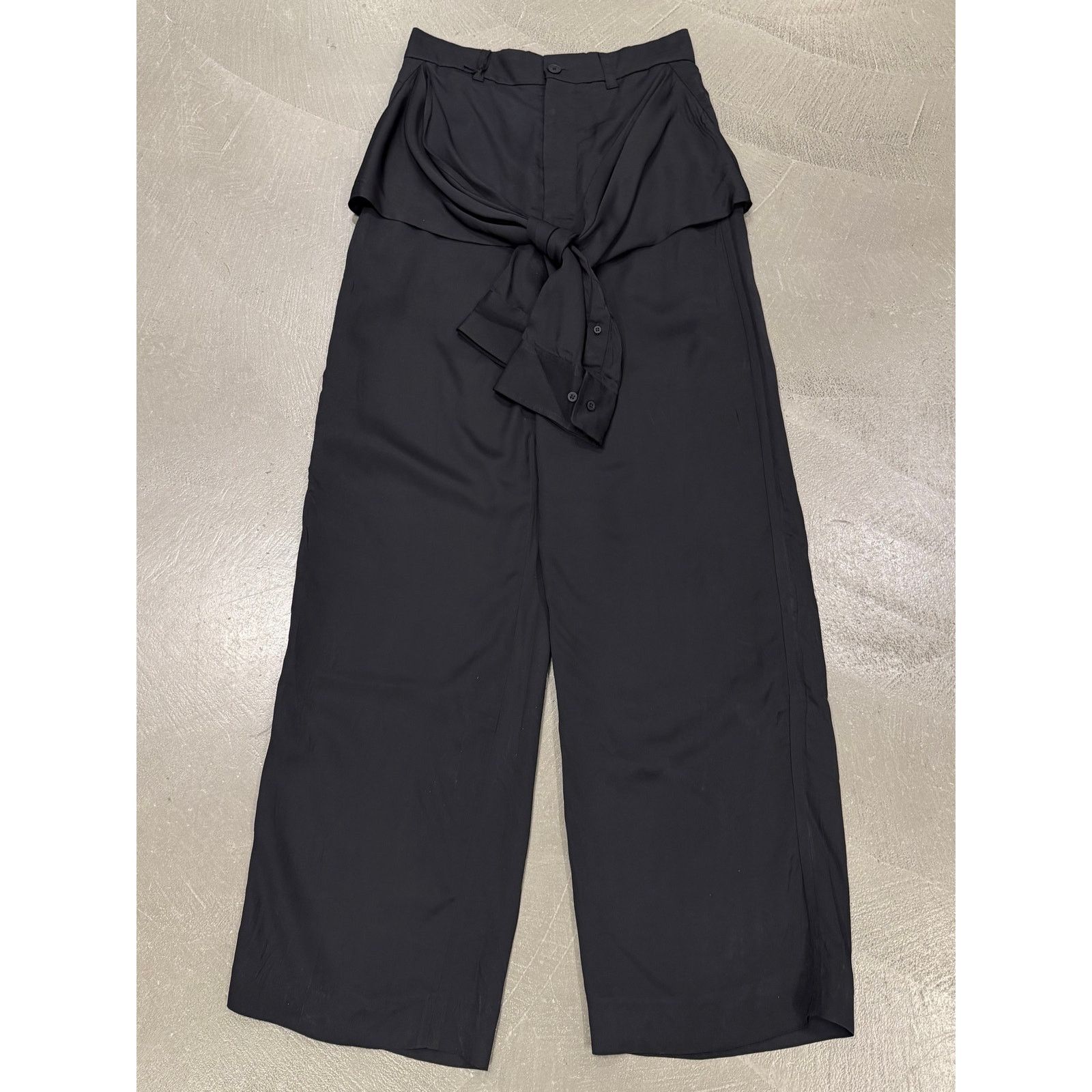 Balenciaga S/S2023 Balenciaga knot-front hybrid shirt wide leg pants Size US 26 / EU 42 - 1 Thumbnail