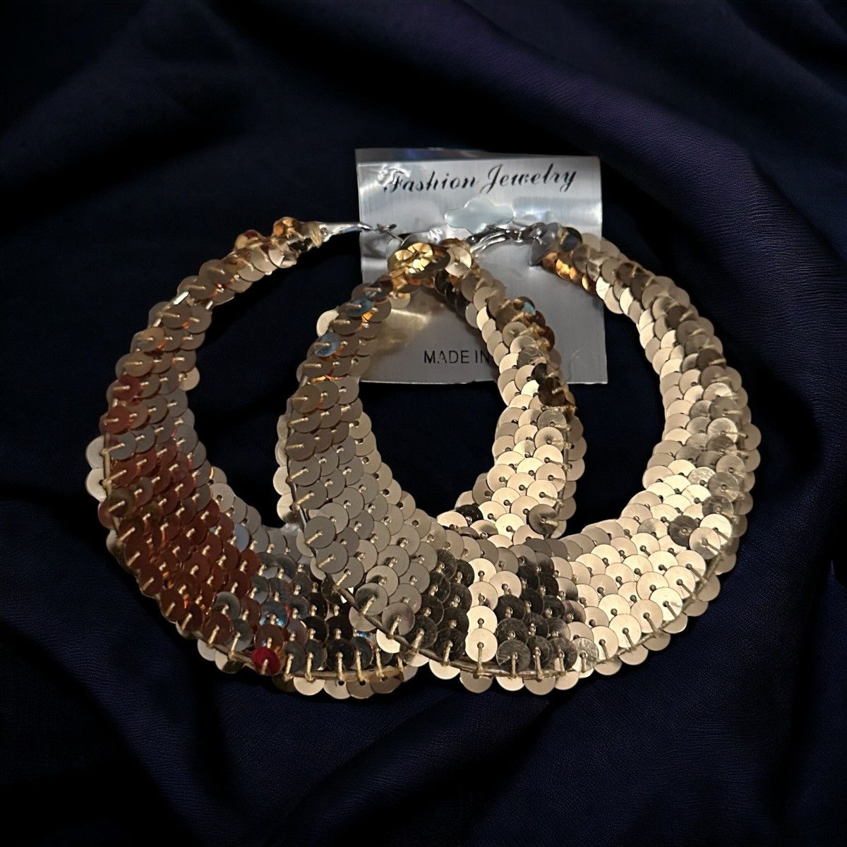 Other Jumbo gold sequined hoop earrings Size ONE SIZE - 1 Thumbnail