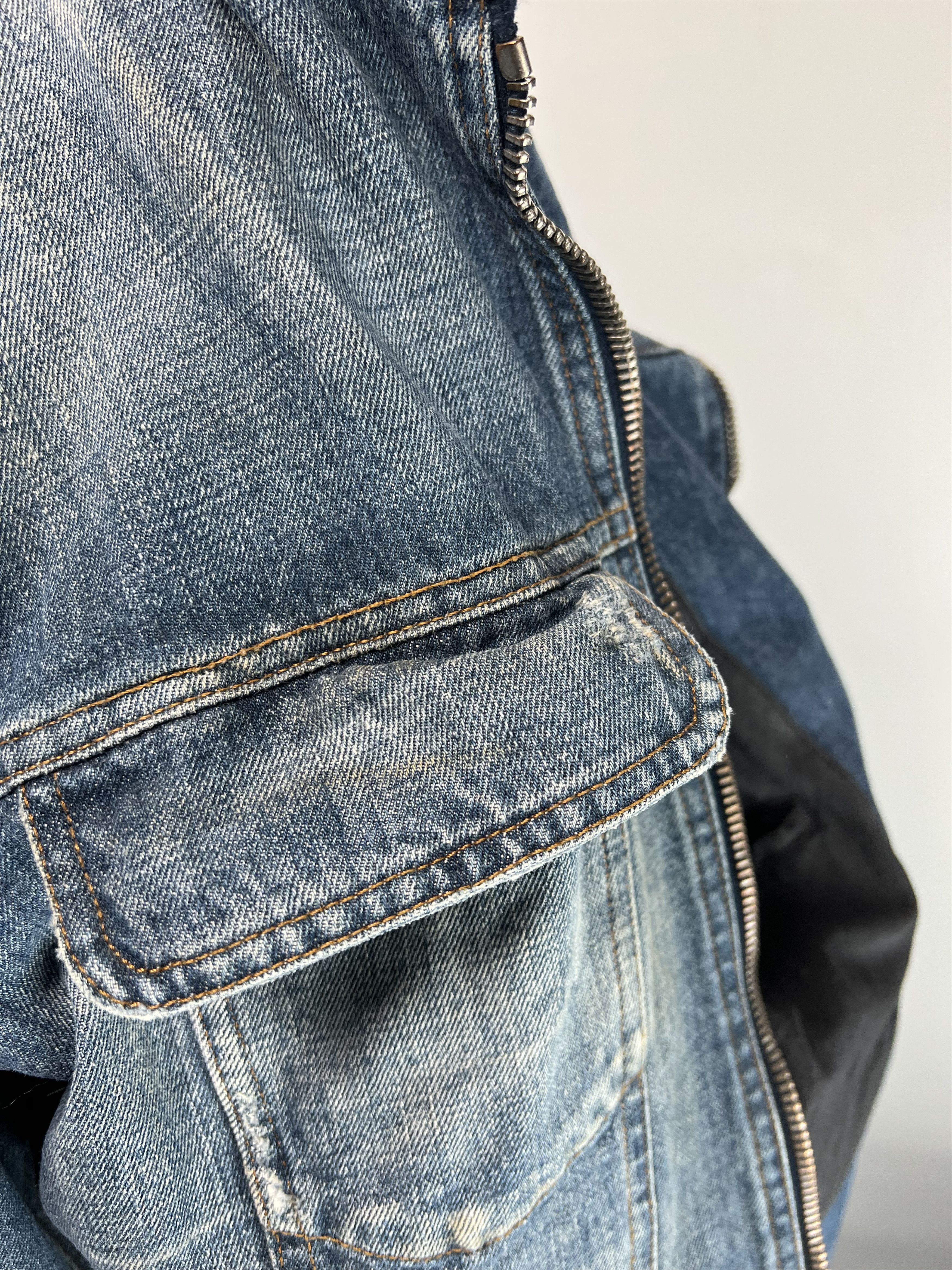 Bally Bally Rare Vtg Full Zip Distressed Denim Biker Jacket M/L Size US L / EU 52-54 / 3 - 16 Thumbnail