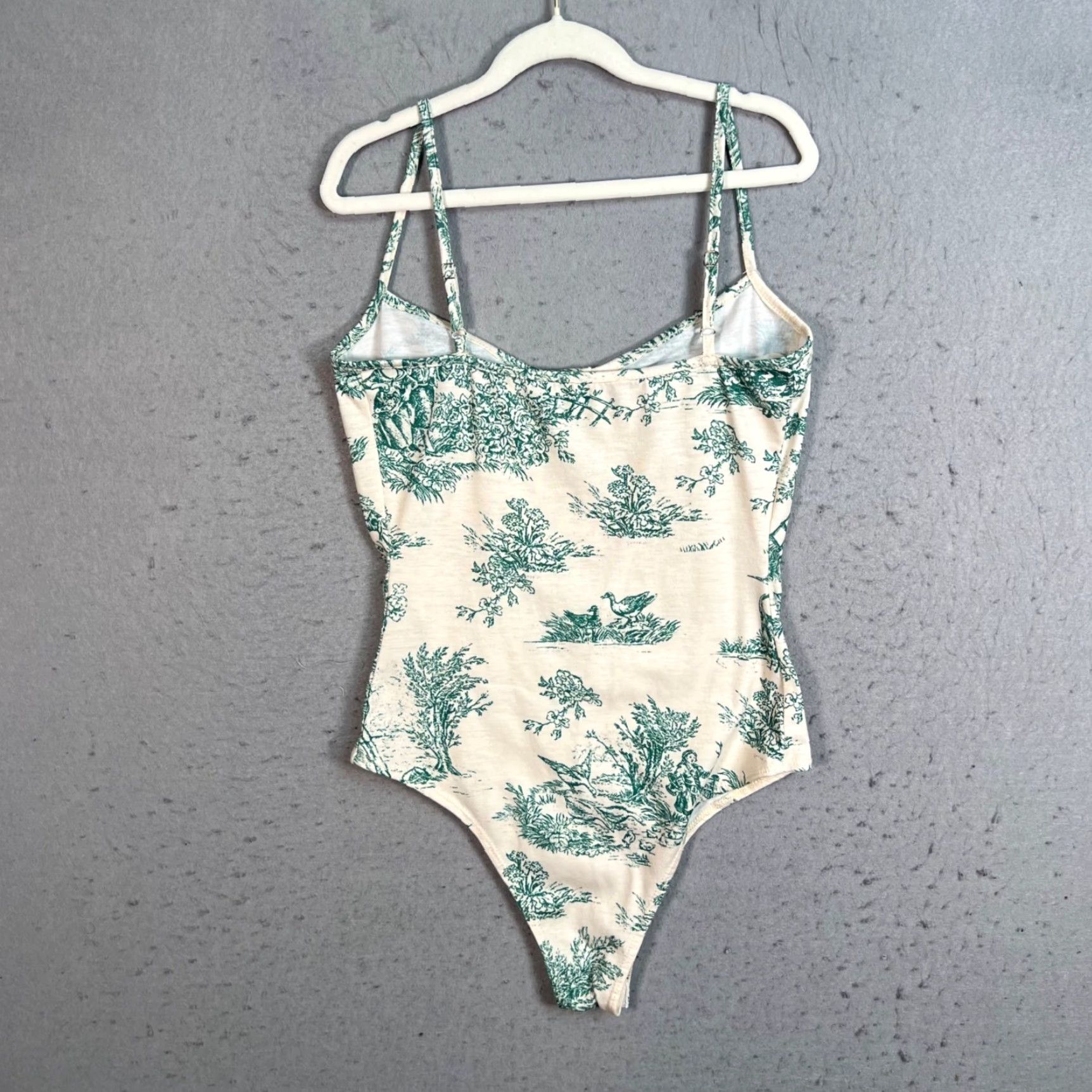 Cider Cider Bodysuit Shirt Womens XS Toile Print Adjustable Straps Green 90s Vintage Graphic Print Bodysuit Womens XS Green Size XS / US 0-2 / IT 36-38 - 2 Thumbnail