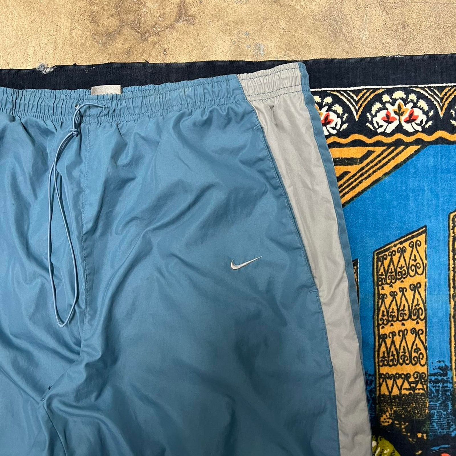 Nike Vintage Nike track pants size xl blue and grey baggy y2k Size US 26 / EU 42 - 2 Thumbnail