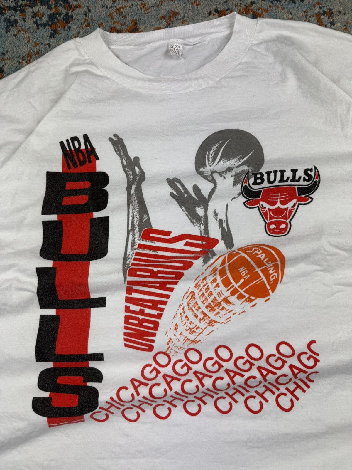NBA × Vintage Vintage 90s NBA Chicago Bulls unbeatabulls graphic tee boxy Size US XL / EU 56 / 4 - 4 Thumbnail