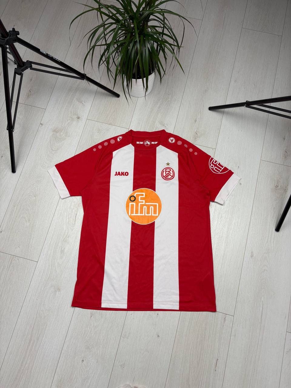Other Red-White Essen Home Jersey 23 24 Jako RWE Fan Shirt Size US L / EU 52-54 / 3 - 1 Thumbnail