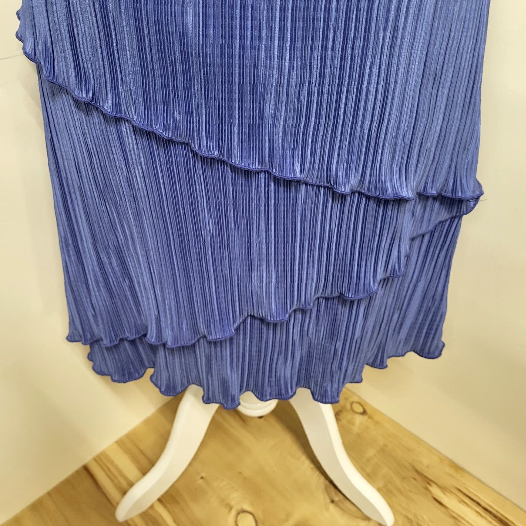 Coldwater Creek VINTAGE Coldwater Creek Formal Midi Dress 14P Periwinkle Crepe Tiered Flutter Sleeve Short Sleeve Blue Women's Dress Size XL / US 12-14 / IT 48-50 - 5 Thumbnail