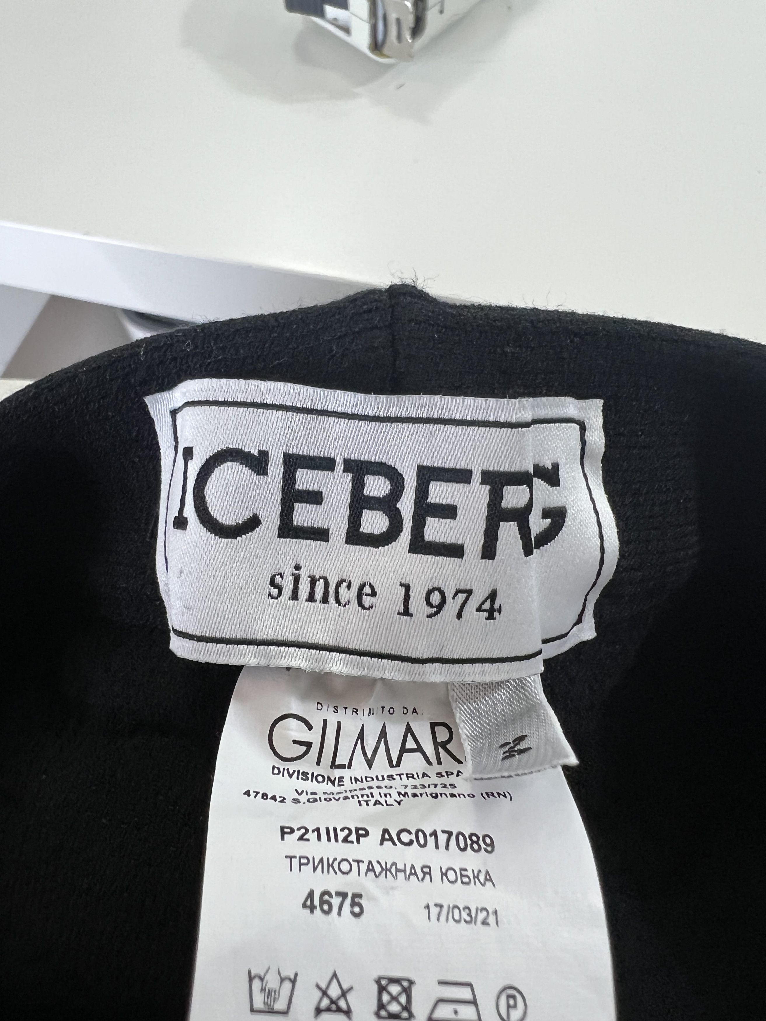 Iceberg ICEBERG black skirt Size 27" / US 4 / IT 40 - 3 Thumbnail