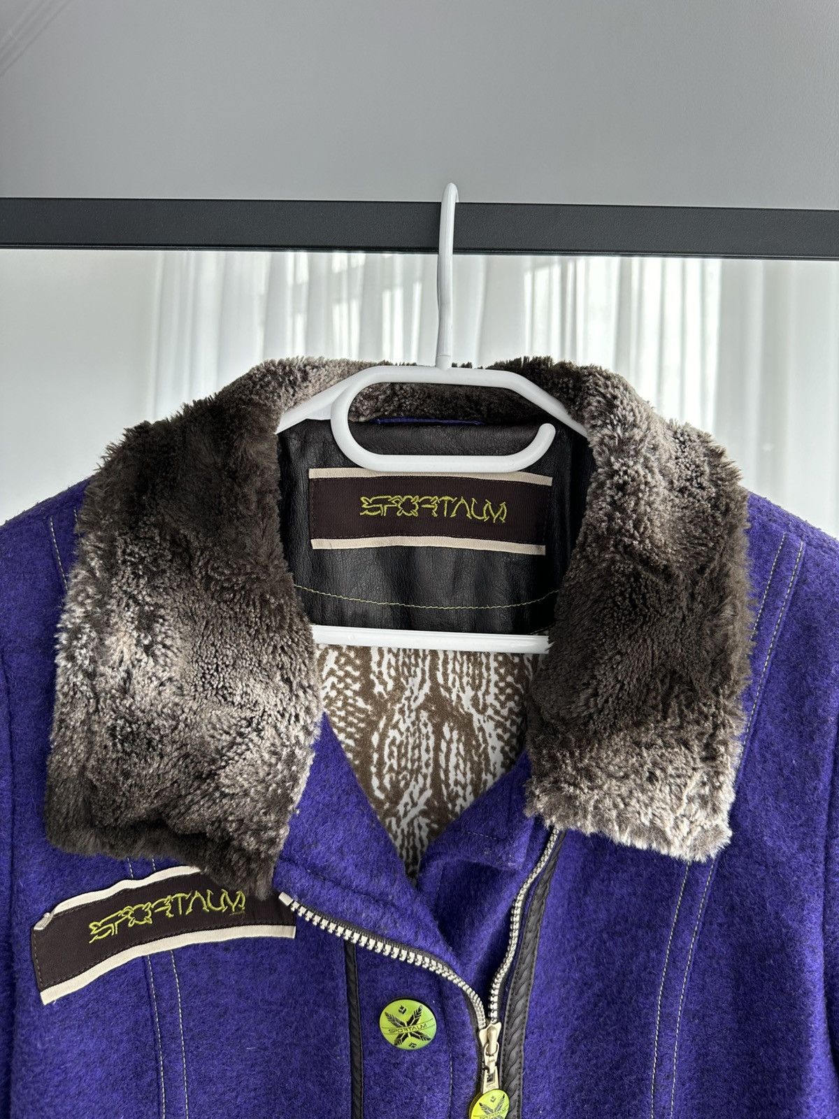 Sportalm Kitzbuhel × Vintage Vintage Sportalm Woman Wool Winter Jacket with Fur Collar Size M / US 6-8 / IT 42-44 - 5 Thumbnail