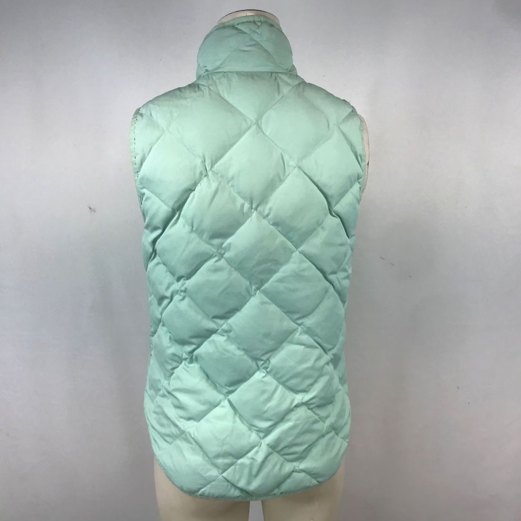 J.Crew J. CREW ~ WOMENS XS ~ LIGHT GREEN TEAL ~ FULL ZIP QUILTED DOWN VEST Size XS / US 0-2 / IT 36-38 - 5 Thumbnail