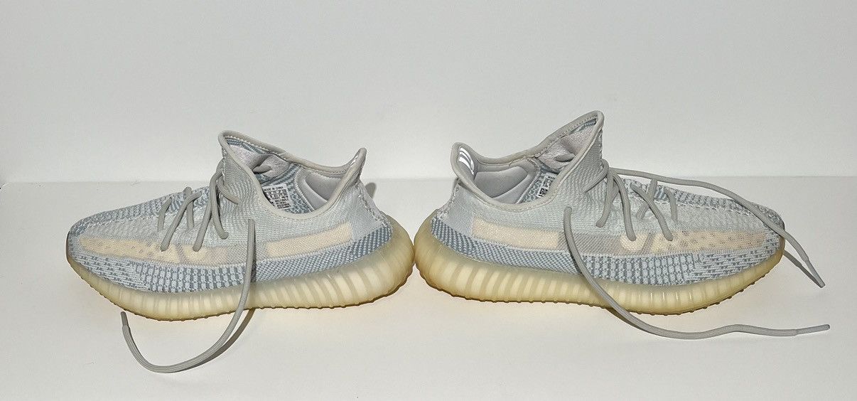 Adidas × Yeezy Adidas Yeezy boost 350 V2 cloud white Non-reflective Size US 9 / EU 42 - 6 Thumbnail